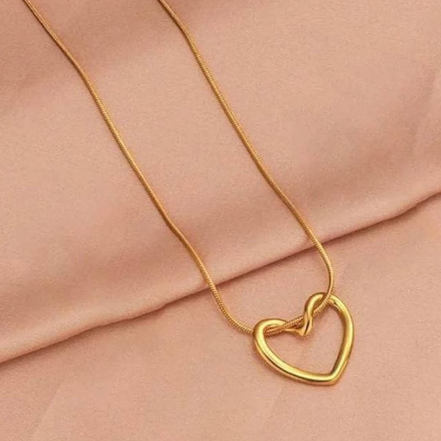 adorby Gold-plated Brass Heart Pendant Chain - Image 1