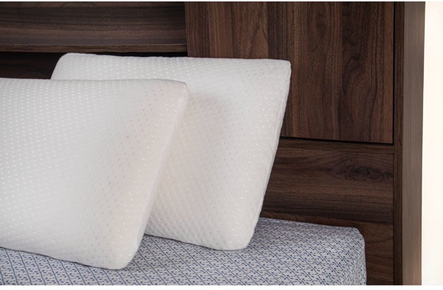 Image of Wakefit Foam Sleeping Pillow Pack of 2 Solid