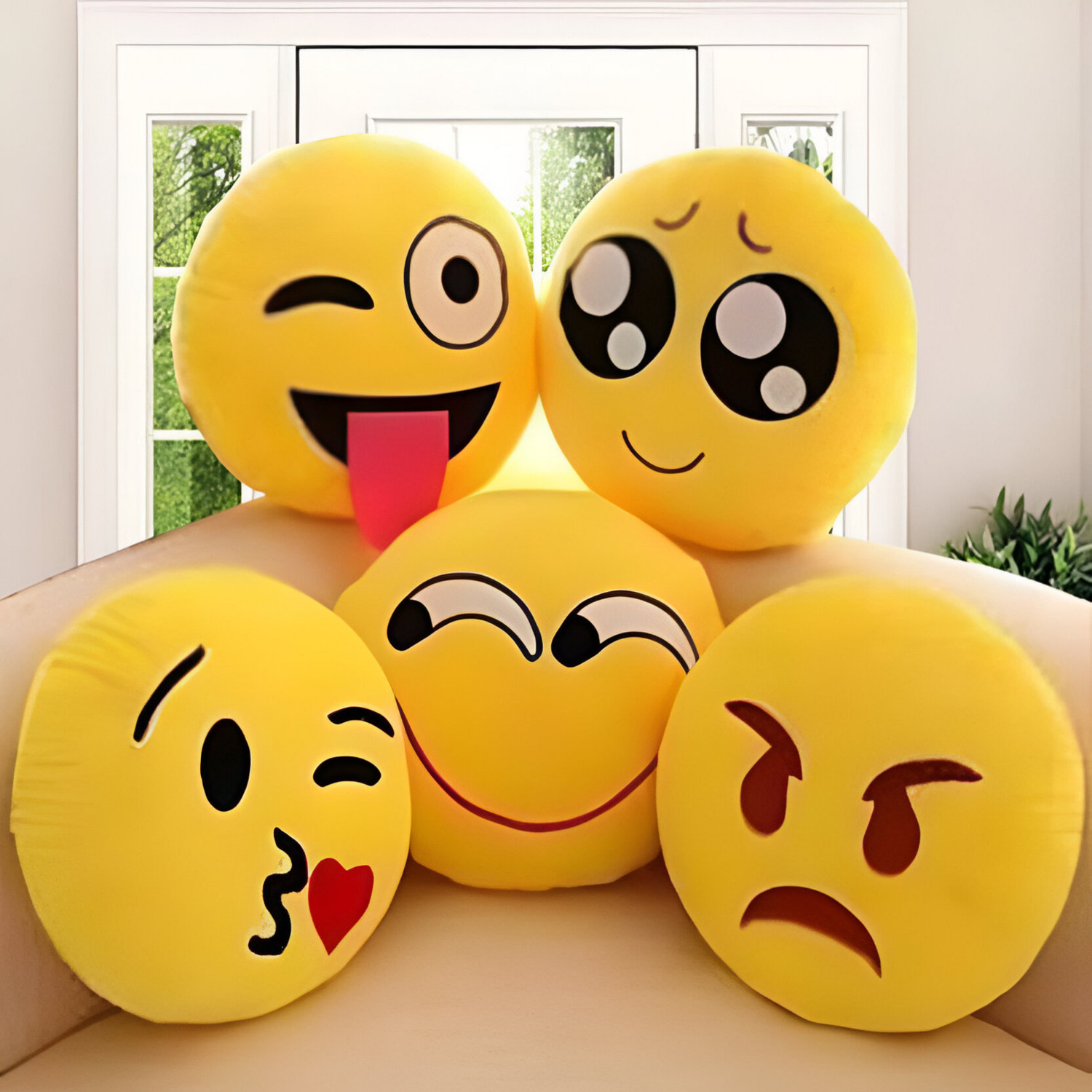 Image of AARAVI TRADERS Microfibre Cushion Pack of 5 Smiley