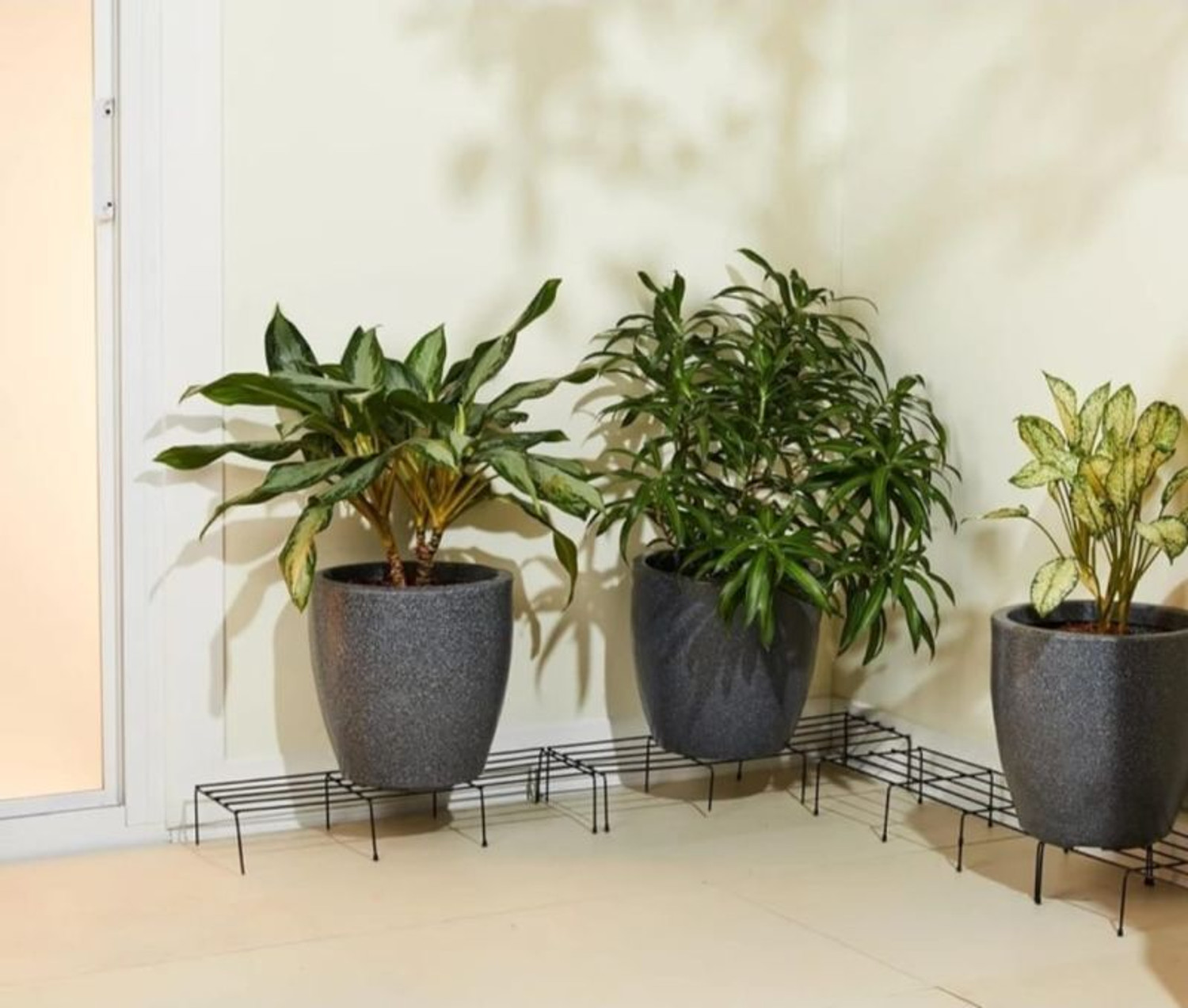 Image of Manlu Iron Indoor /Outdoor Flower Pot /Plant Stand for Home Garden Balcony Living Room Plant Container Set