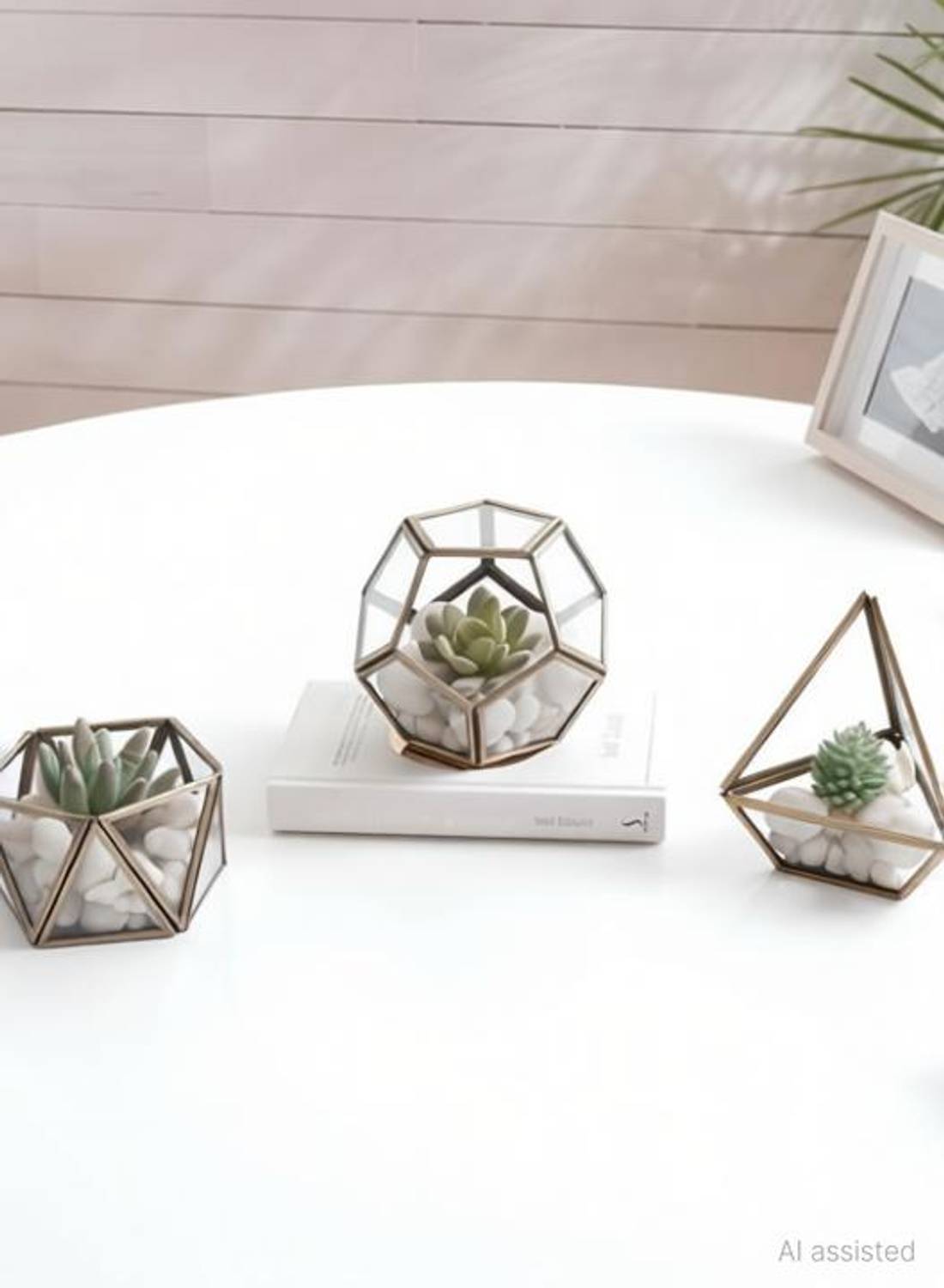 BEHOMA Metal Indoor Hammered Planter with Short Stand, Gold (Plants not Included) Plant Container Set