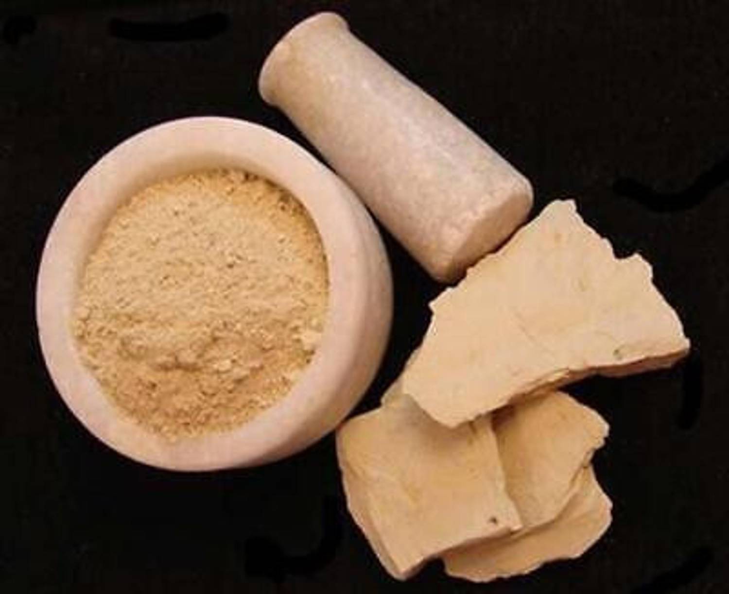 BHARAT JADI BOOTI Organic Multani Mitti Powder - Pure Bentonite Clay - Gachni Mitti - Gopi Chandan Seed