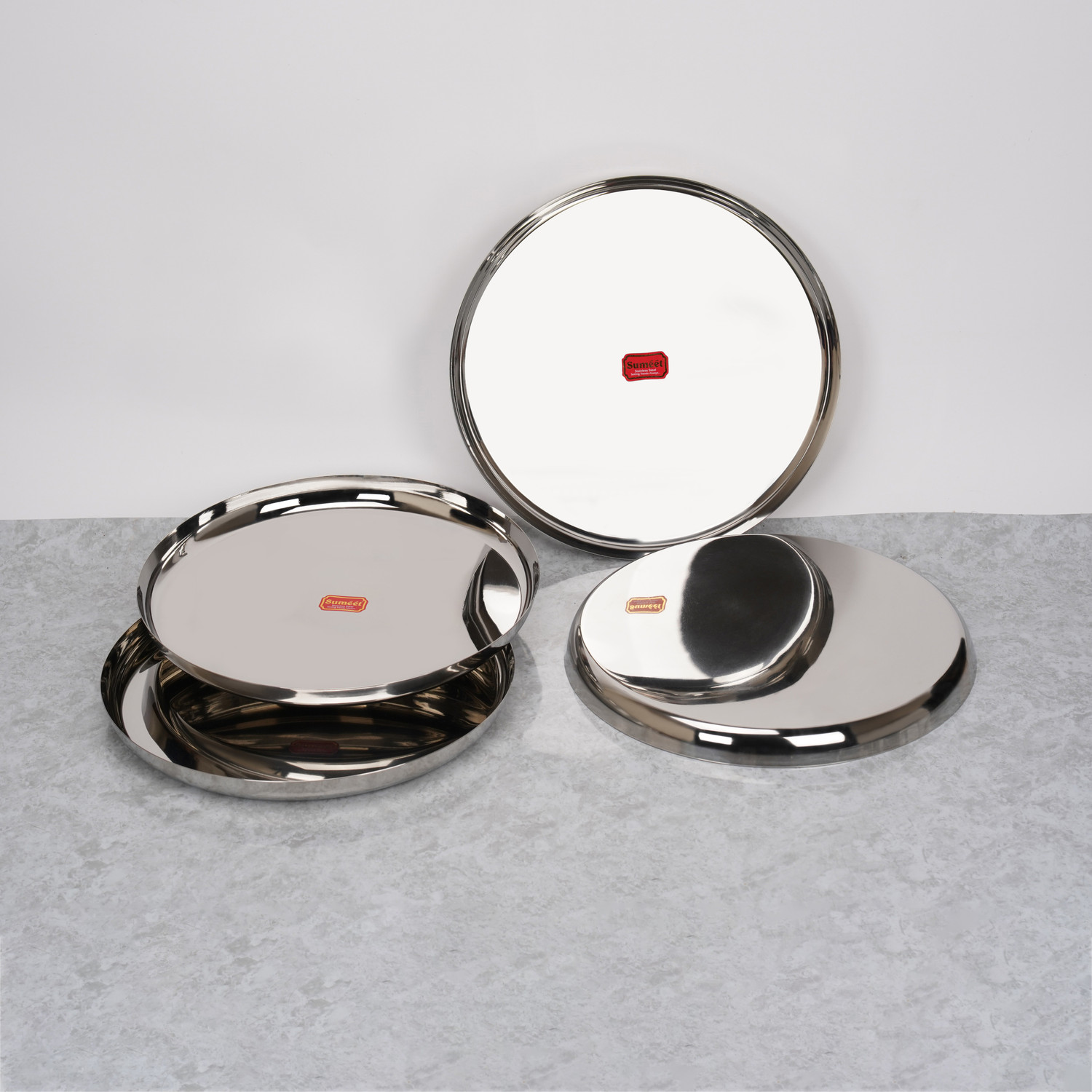 Image of Sumeet Stainless-Steel Apple Shape Heavy Gauge Dinner Plates with Mirror Finish-34.6cm Dinner Plate