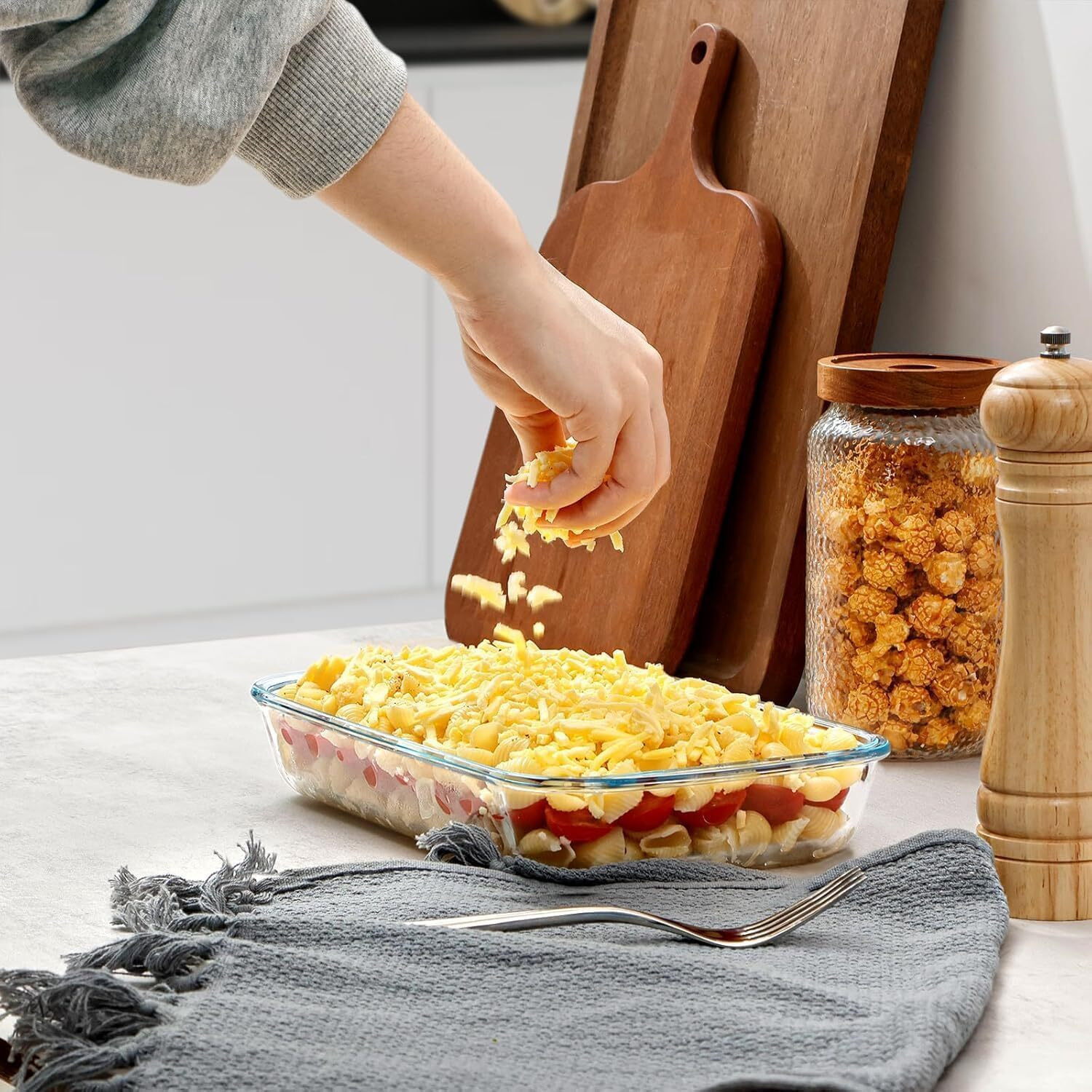 Image of MDNSHO Borosilicate Glass serving bowl, Tray, Container Microwave Oven Safe 1100 ml Baking Dish