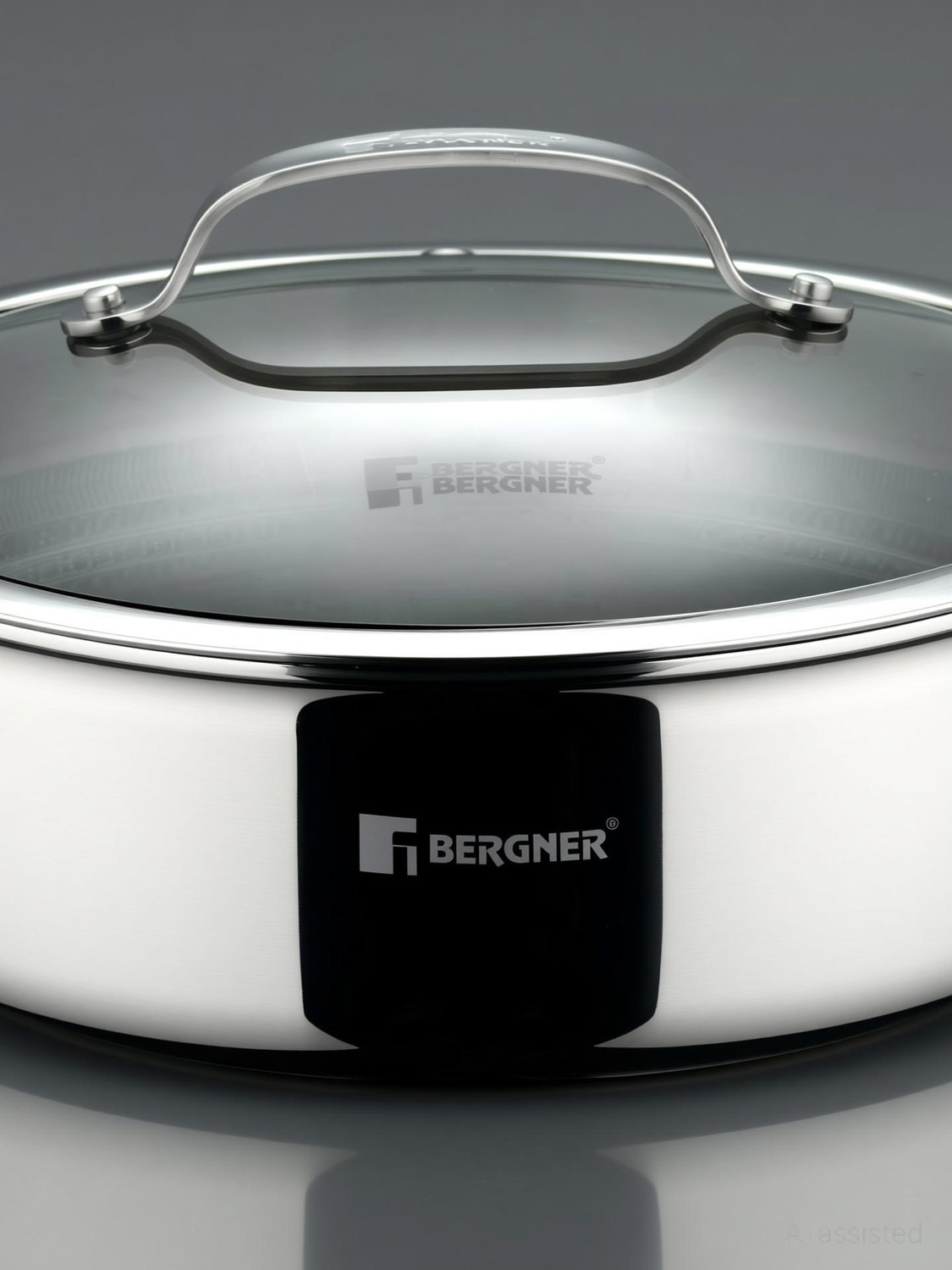 Image of BERGNER Hi-Tech Giro X Ceramic Serving Pan, Non Toxic, Pan Protector Included Pot 24 cm diameter 3.3 L capacity with Lid