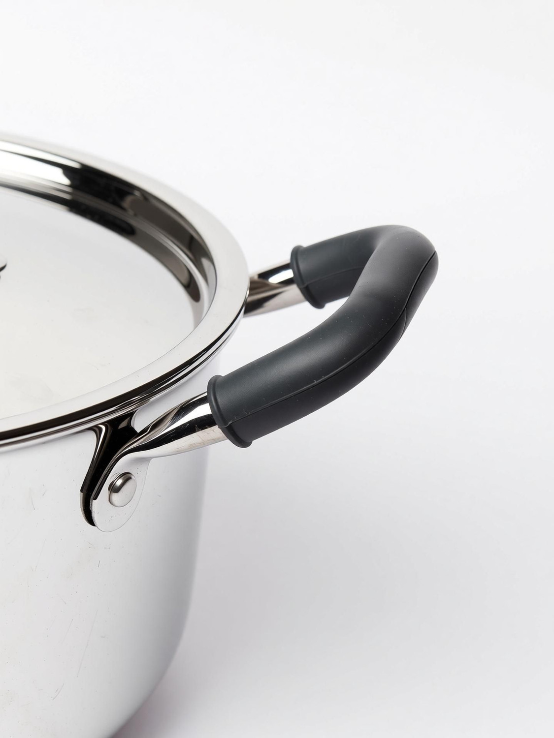 Image of Allo CookSafe TriPly Stainless Steel Naturally Non Stick Pot 22 cm diameter 4.6 L capacity with Lid