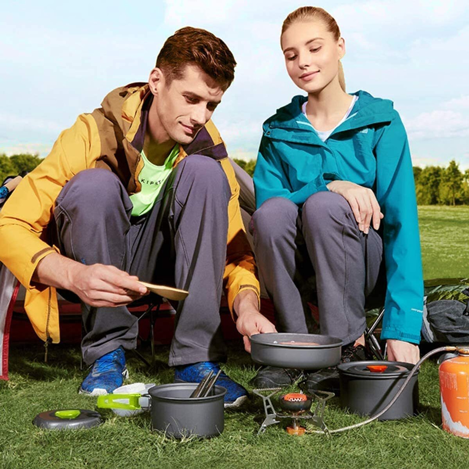 Image of AASTIK SALES 7-Piece Camping Pot Set Portable Pots,Pans,Bowls & Folding Cutlery Kit Pot 16 cm diameter 2 L capacity with Lid