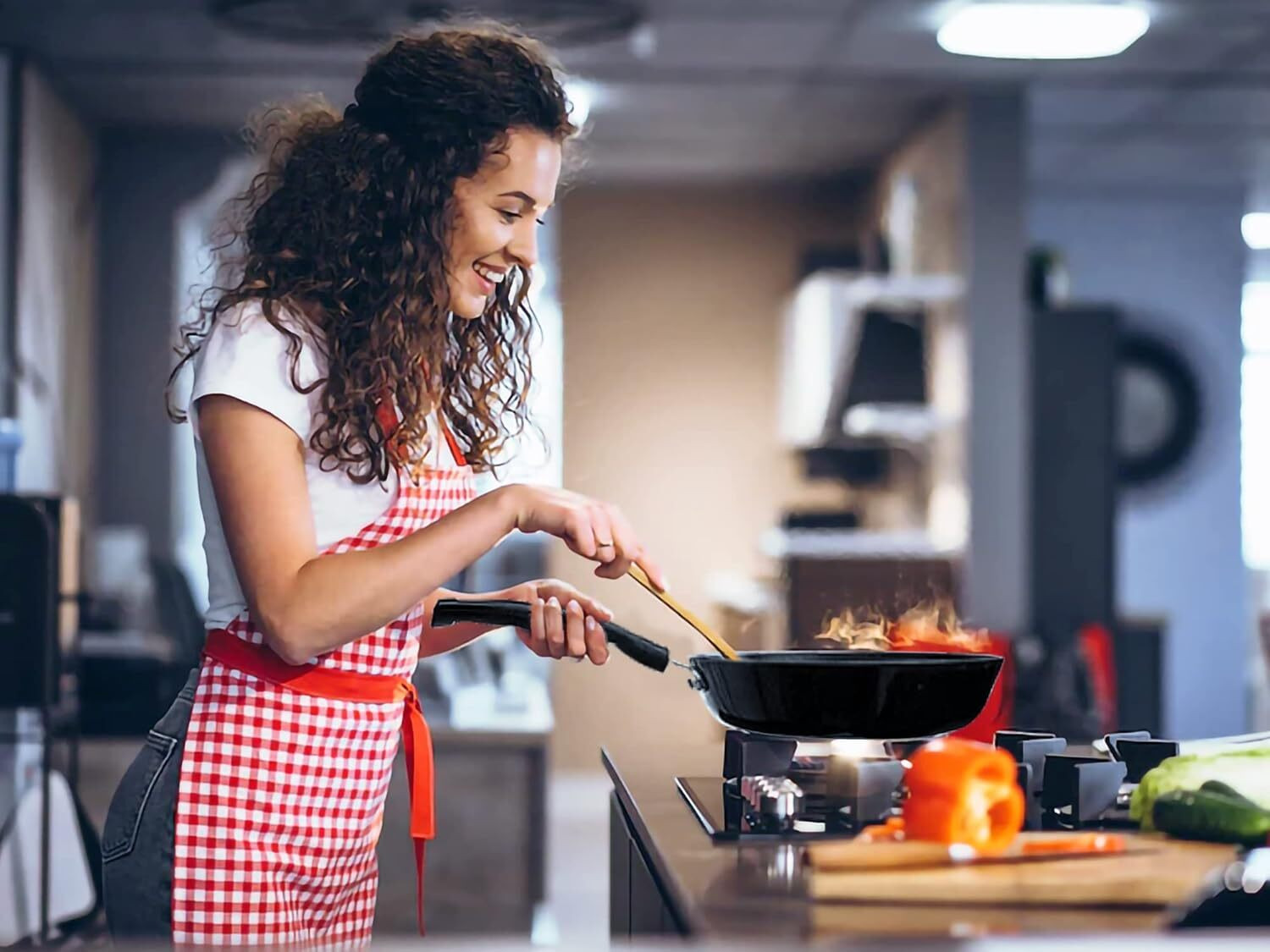 Image of Pigeon Non-stick Fry Pan without Lid 220 mm Fry Pan 22 cm diameter 2.2 L capacity