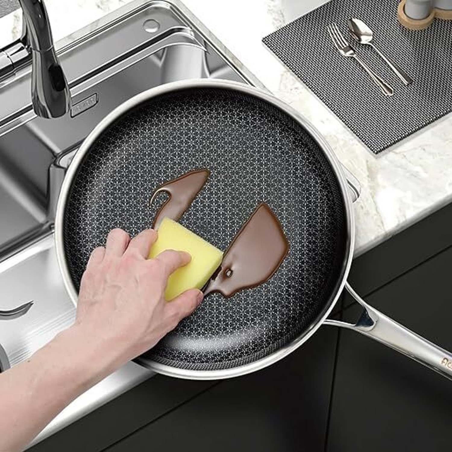 Image of ONTRIP NA Pan 28 cm diameter 0 L capacity