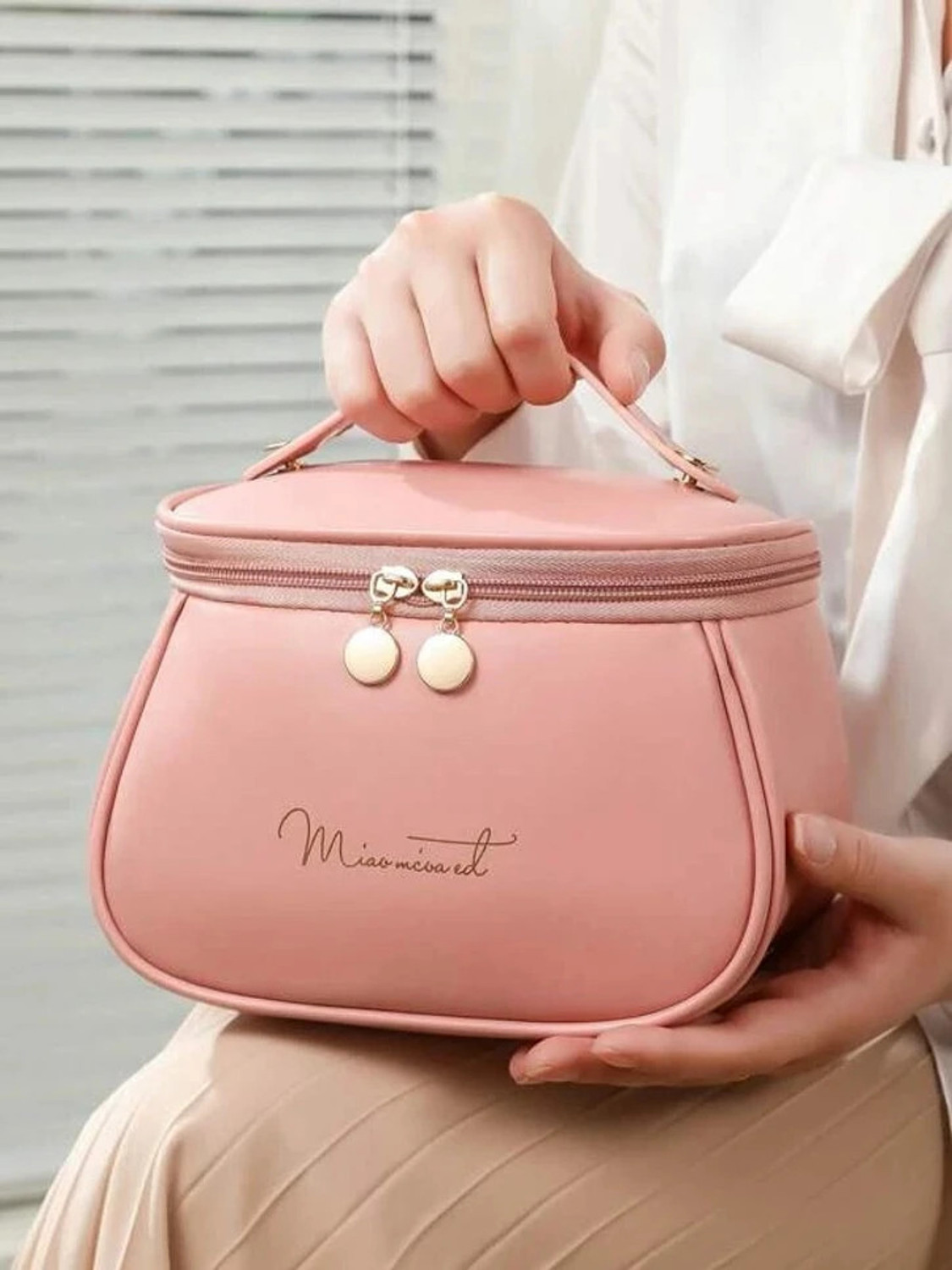 Image of Pinkmpire Waterproof Portable Large-Capacity PU Leather Canvas Cosmetic Makeup Bag Pouch Cosmetic Bag