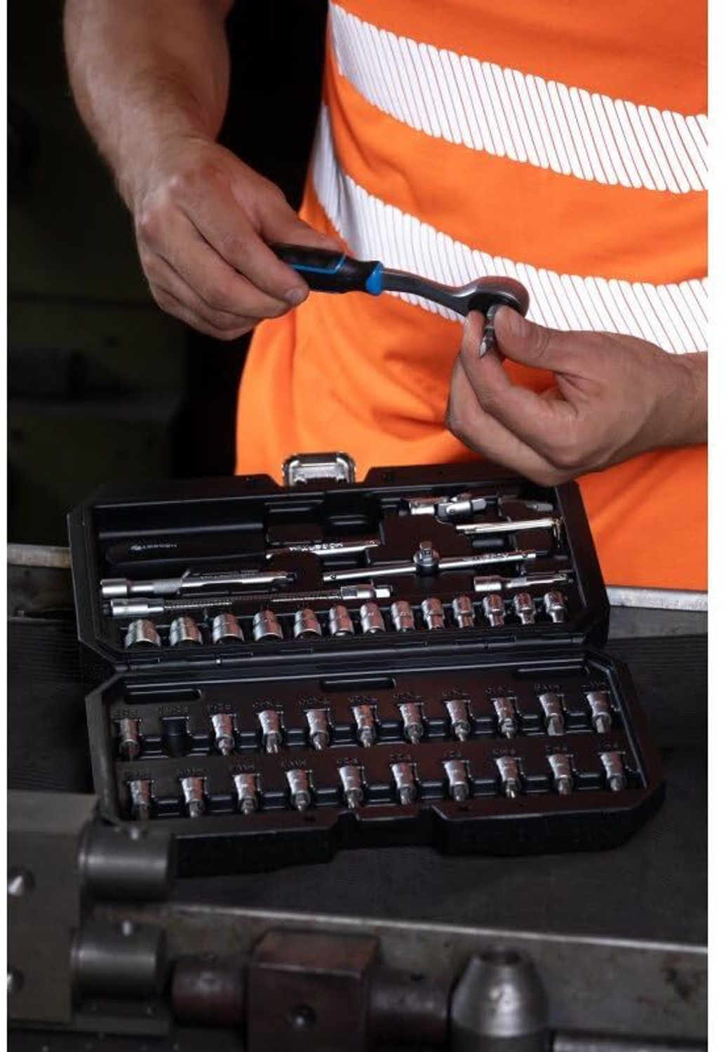Image of Hogert Technik CRV HT1R216 Rachet handle 72T Hand Tool Kit
