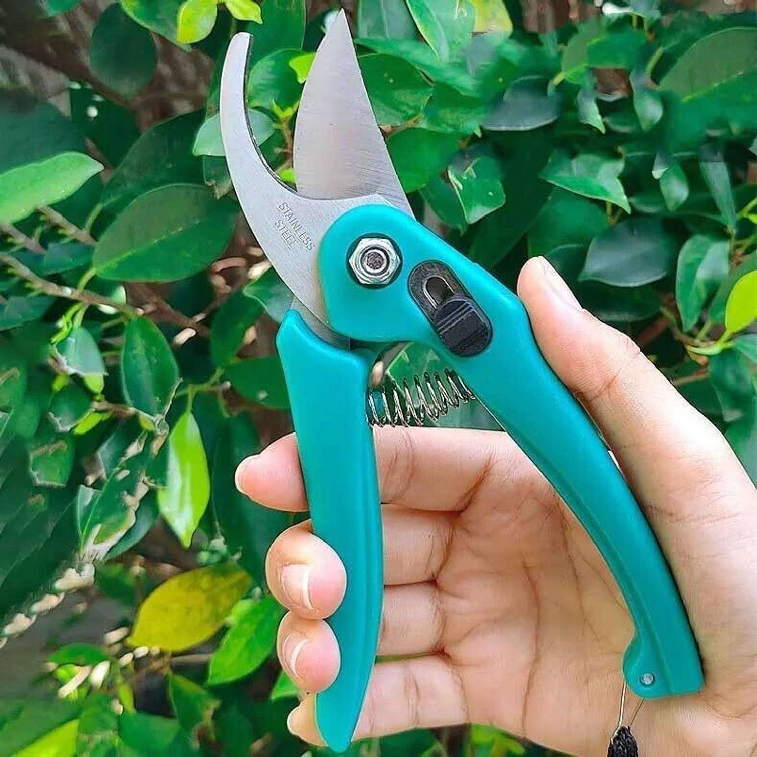 AMMK POWER TOOLS Premium Garden Sharp Cutter with grip-handle Heavy Duty Plant Cutter 8 inch Bypass Pruner