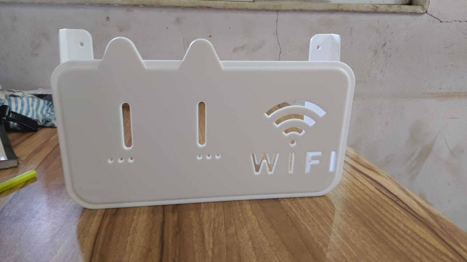 BRIZON WIFI STAND Plastic Wall Shelf