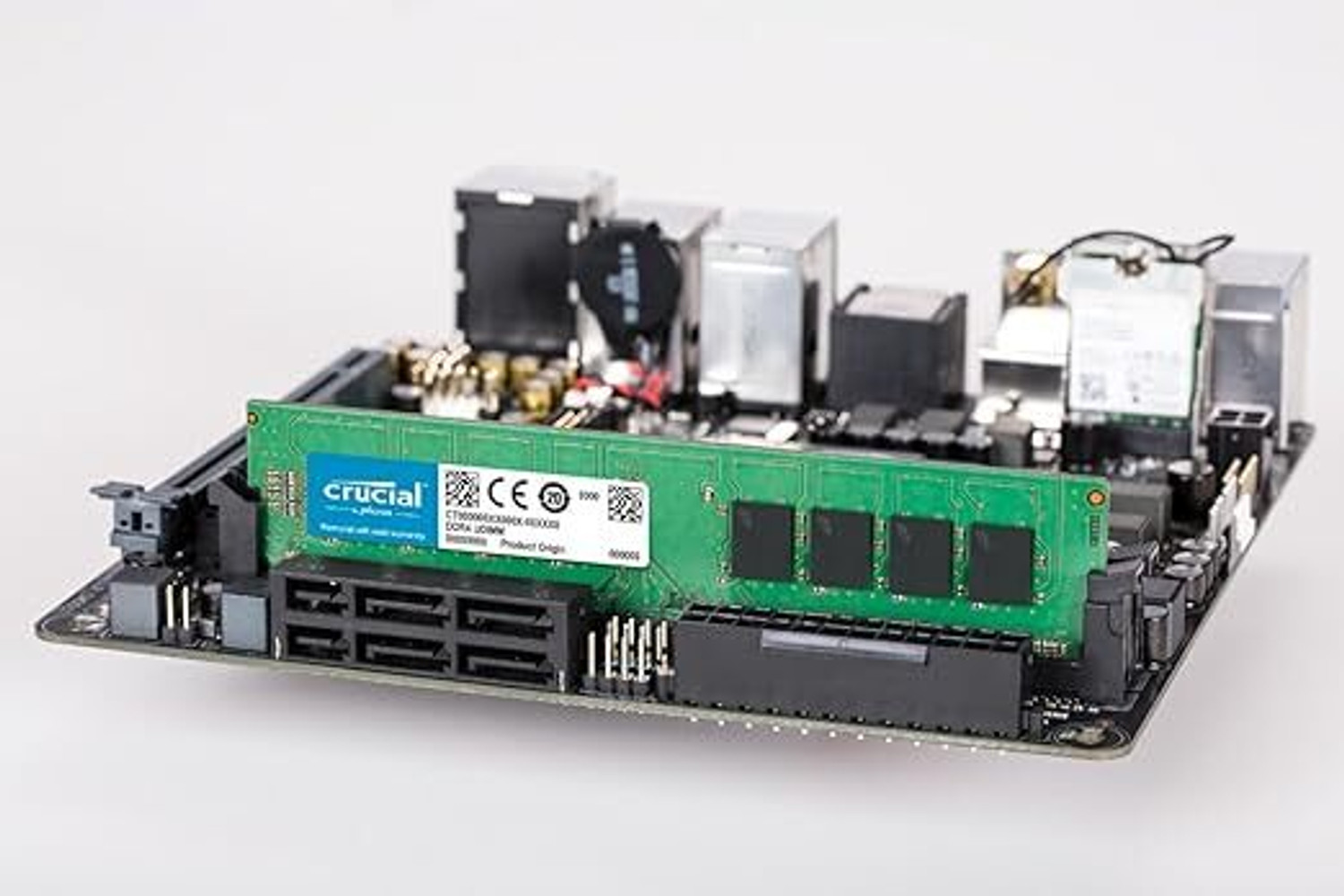 Image of Crucial Memory DDR4 16 GB (Single Channel) PC DDR4 U-DIMM (Unbuffered DIMM) (16GB DDR4 3200MHz Desktop Memory)
