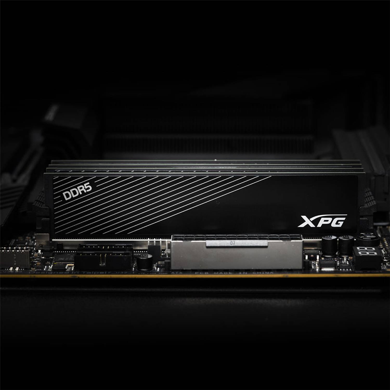XPG HUNTER DDR5 16 GB (Single Channel) PC SDRAM (16 GB 5200 MHz