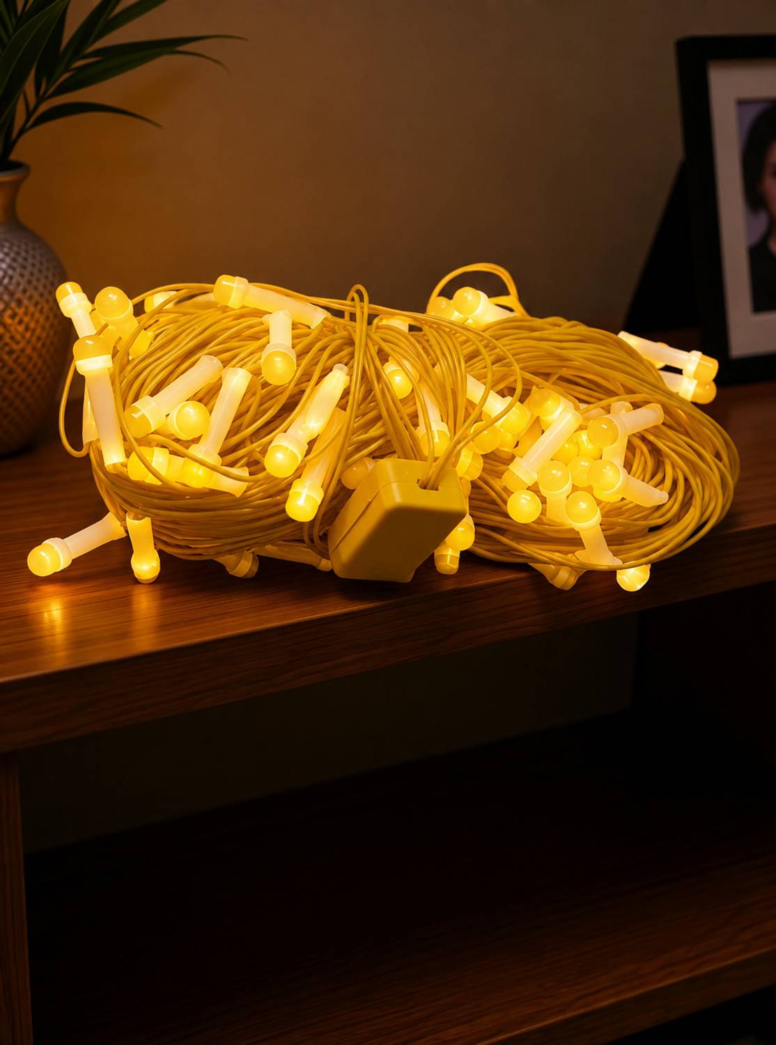 Newness 15 LEDs 5m Yellow Steady String Rice Lights - Image 1