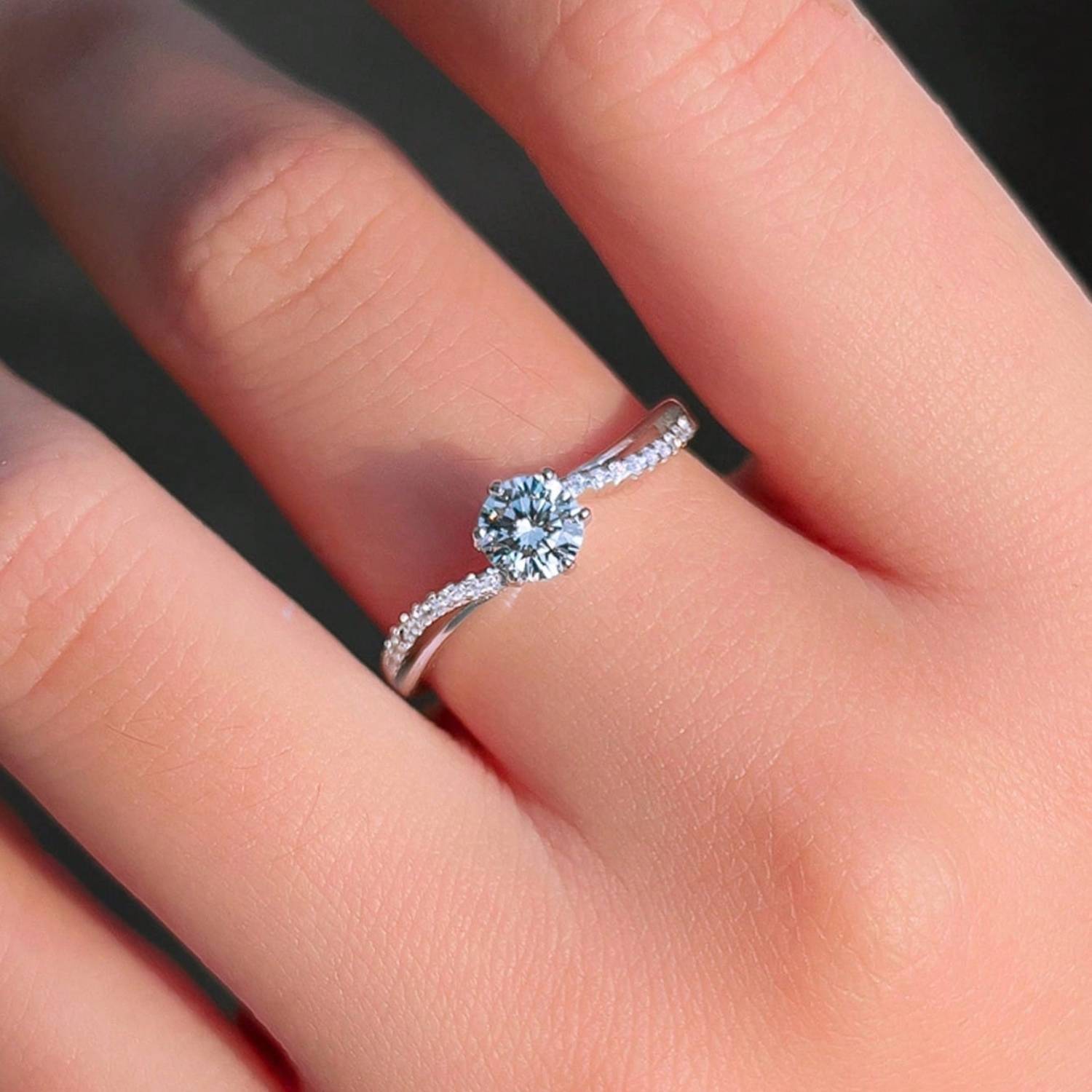 Zarkan 925 Silver Cubic Zirconia Twist Ring - Image 2