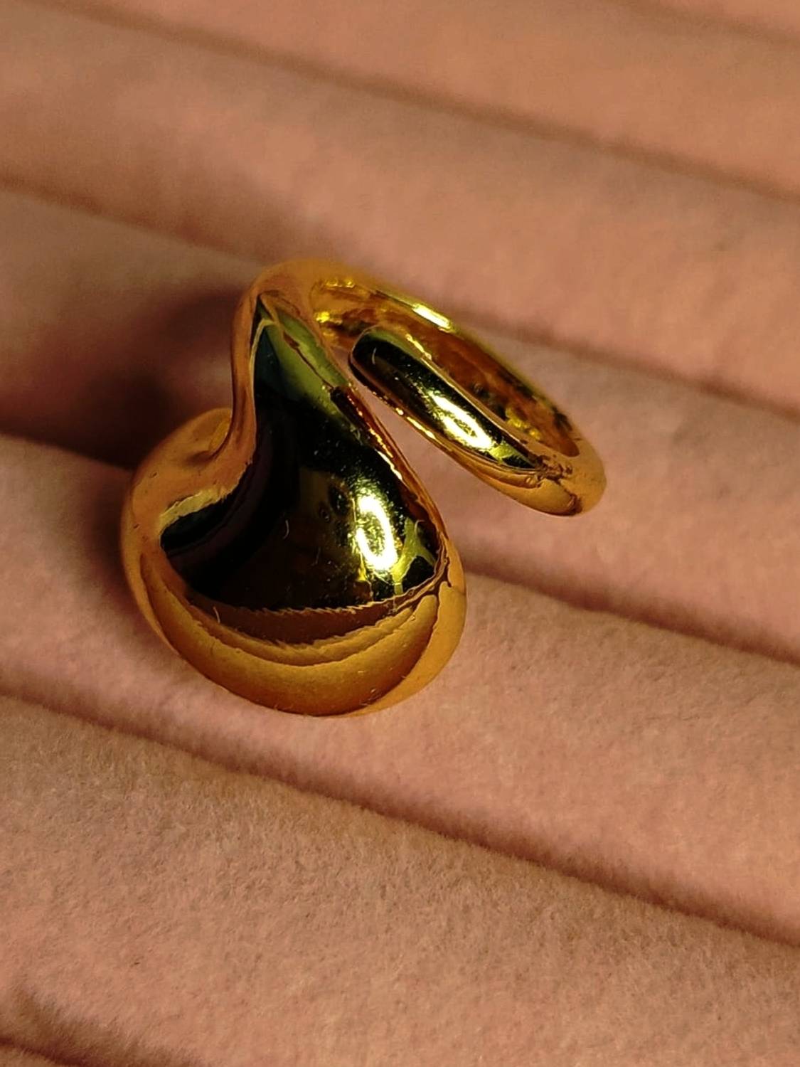 アクセサリー iyu kiyu ziyu Stainless Steel Gold Plated Ring Price in India - Buy