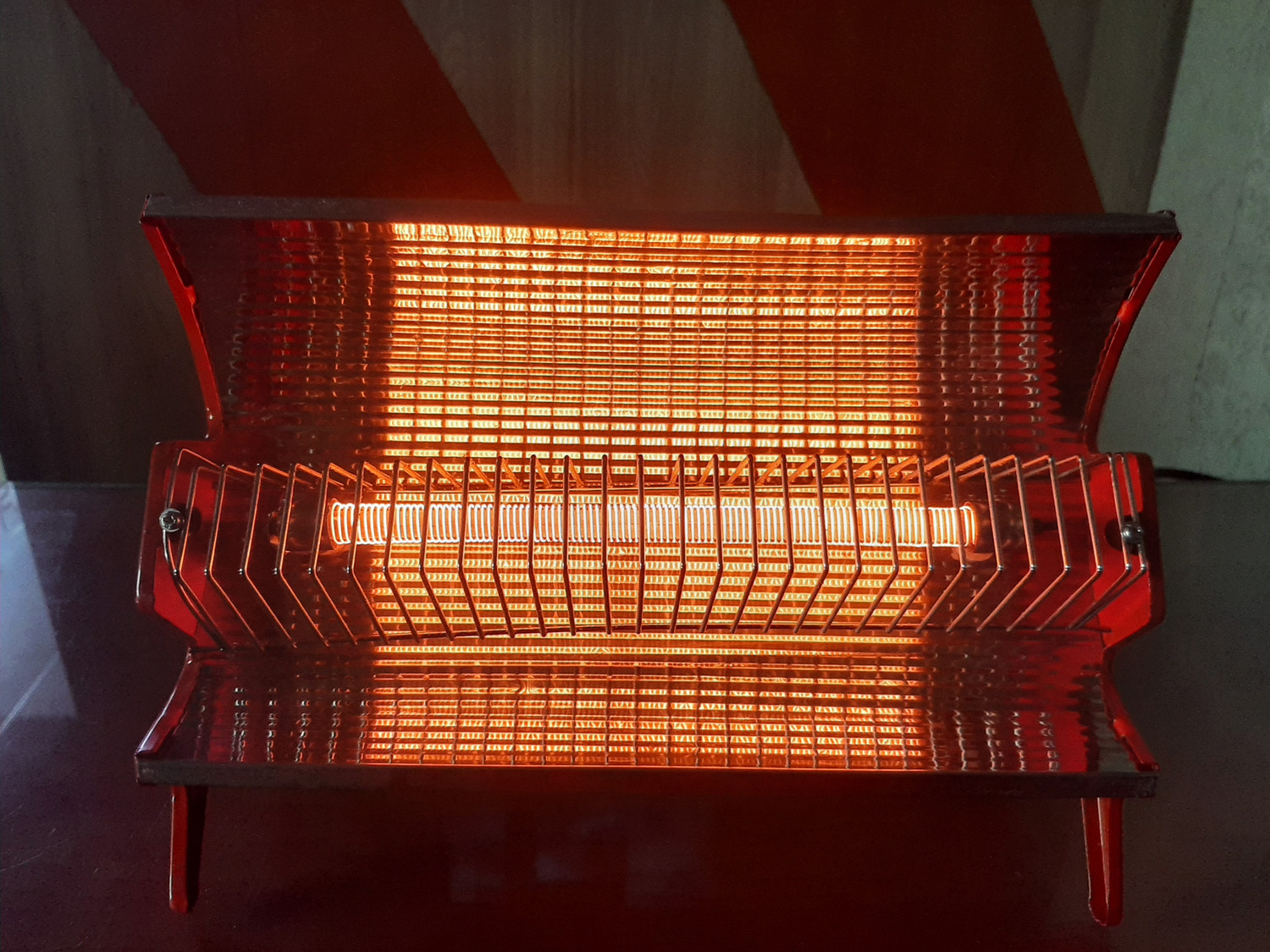 Image of Is Laurels PRIYA1000SR PRIYA1000SR Radiant Room Heater