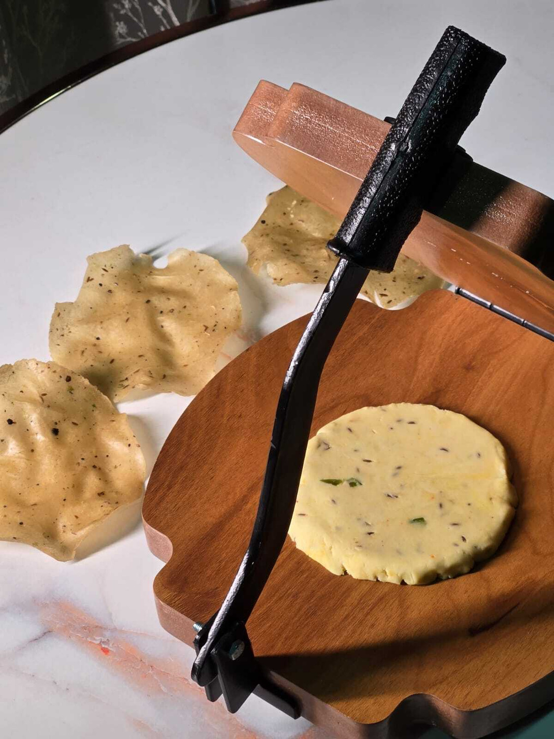 Image of Swastik metawood SMM - 9.5 PPM Roti and Khakra Maker