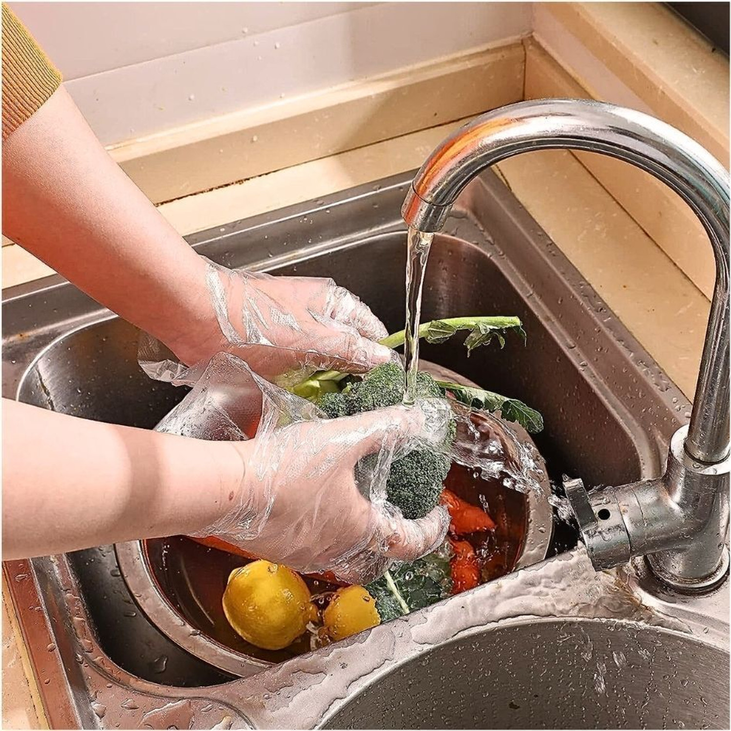 Image of tick mark 100 Pcs Disposable Transparent Clear Gloves examination Surgical Cleaning Polyisoprene Examination Gloves