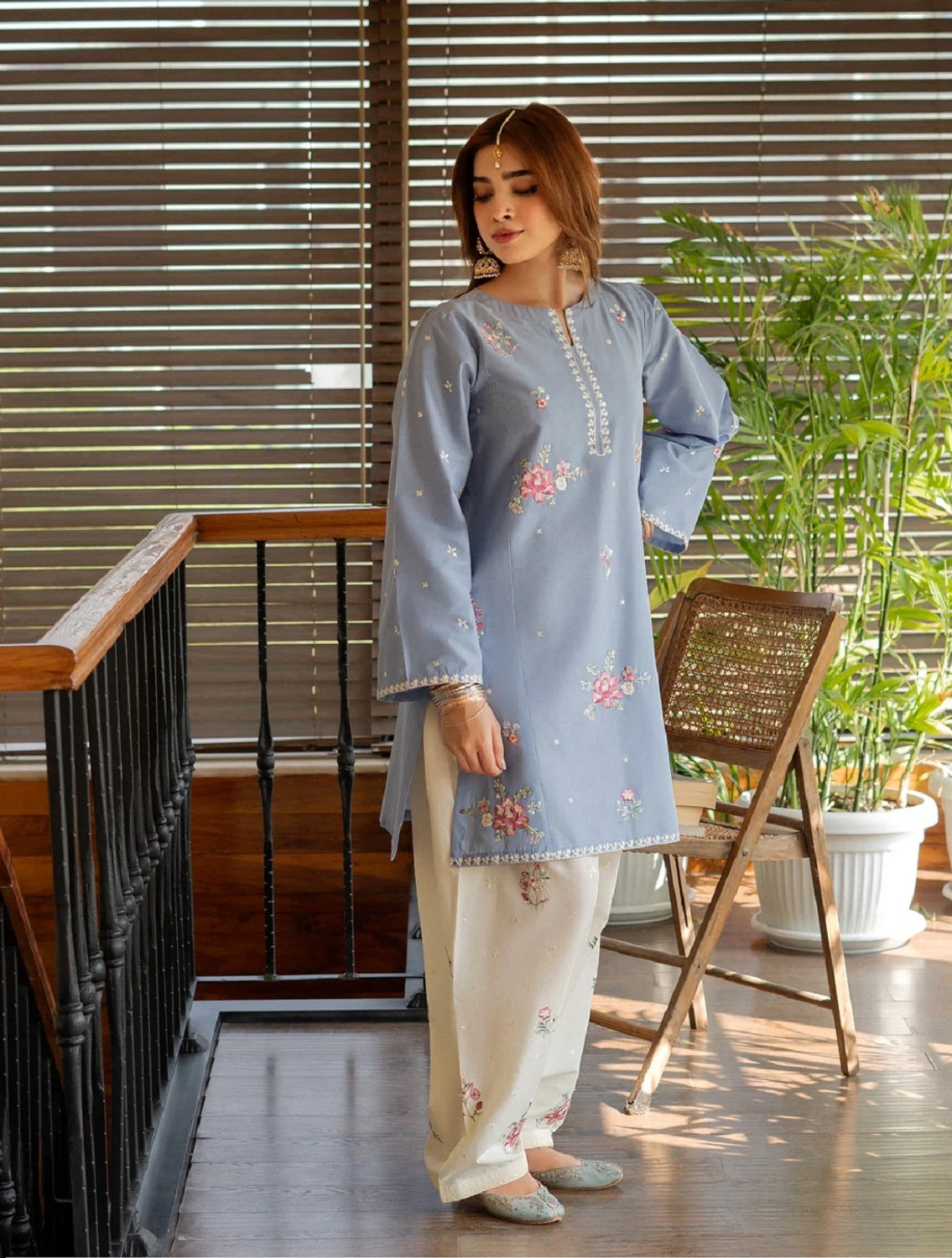Image of jihan Embroidered Kurta, Salwar & Dupatta Set