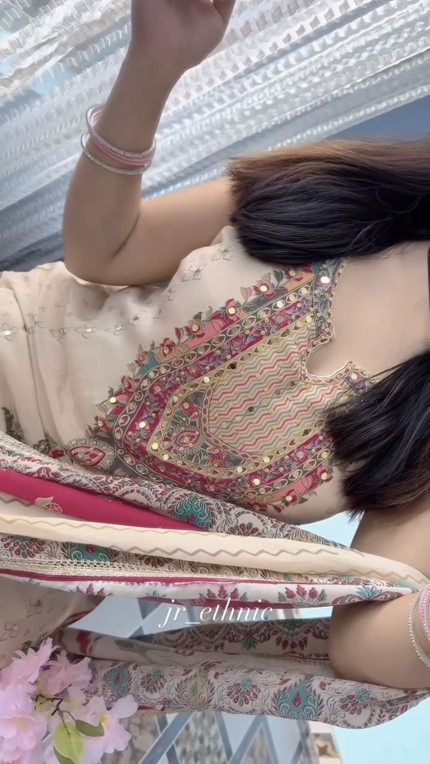 Image of aadiethnic Printed Kurta, Trouser /Pant & Dupatta Set