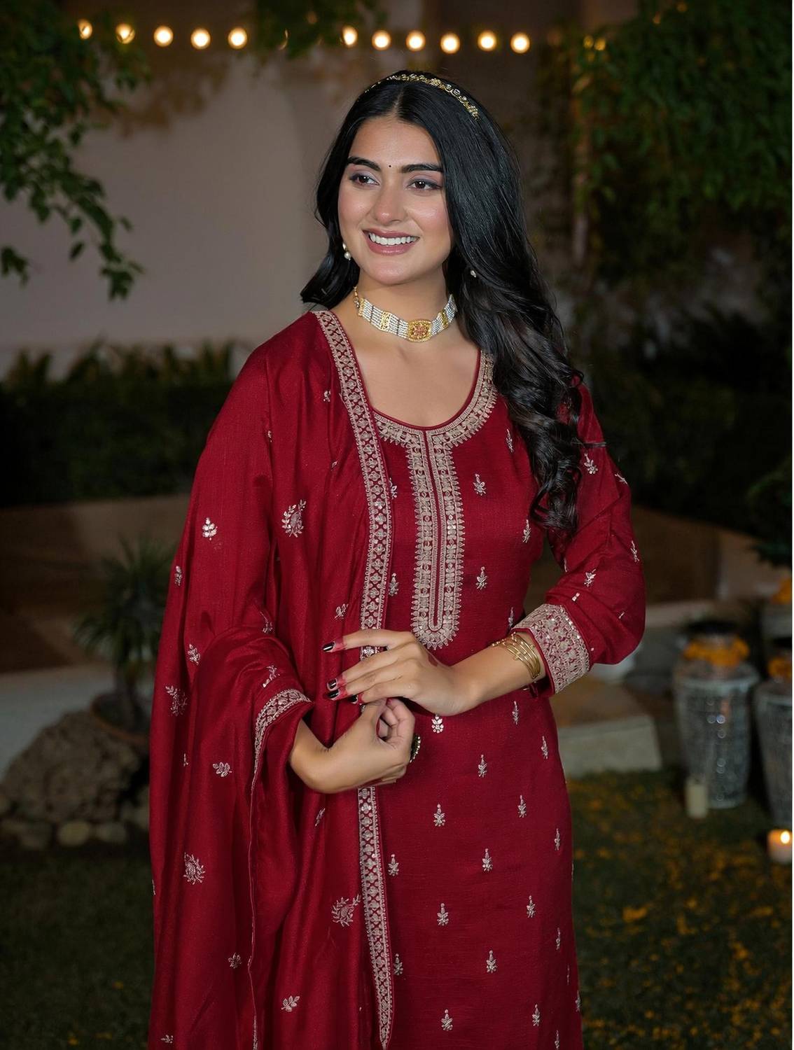 Skylee Embroidered Kurta Set - Image 1
