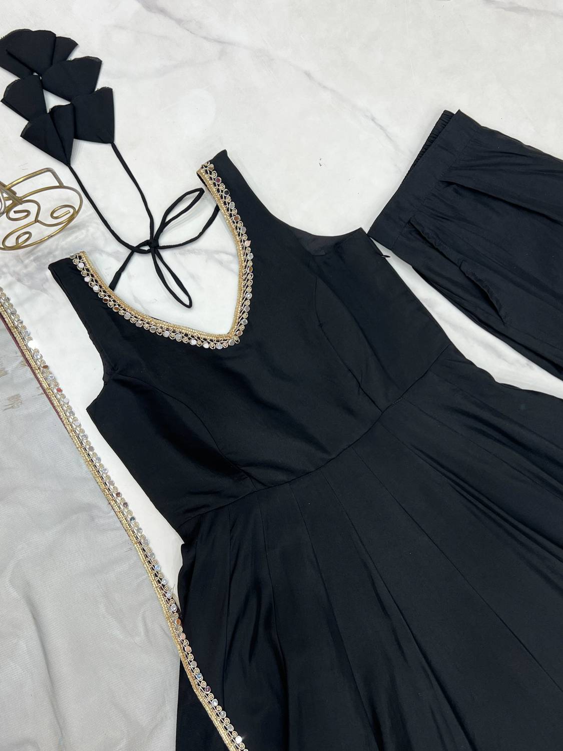 CULTISE Solid, Embellished Anarkali Kurta Set - Image 3