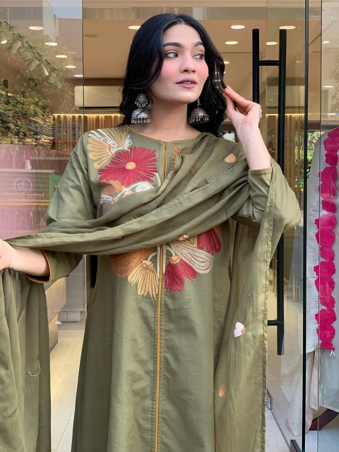 Image of Hariyali Embroidered Kurta, Palazzo & Dupatta Set