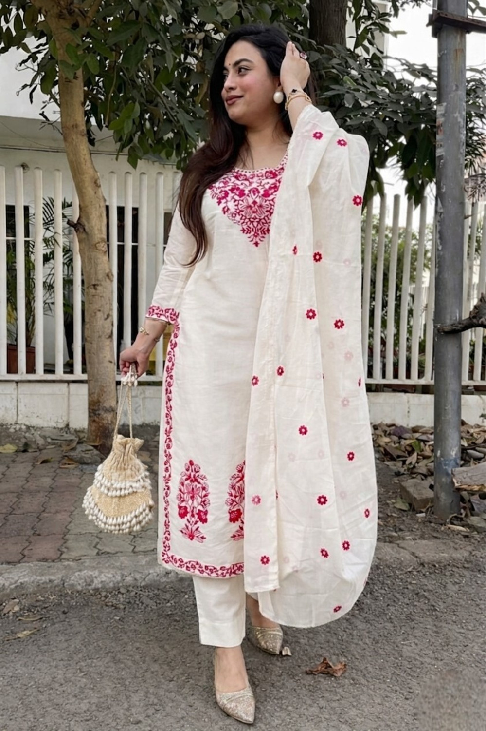Image of PILUDI Embroidered Kurta, Trouser /Pant & Dupatta Set