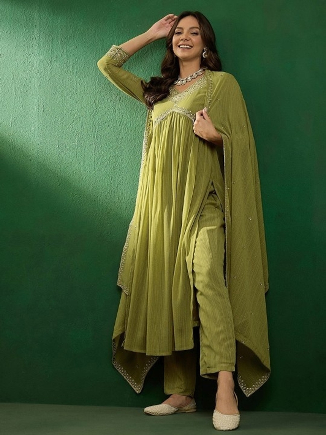 Image of HIYAN TEXTILES Embroidered Kurta, Trouser /Pant & Dupatta Set