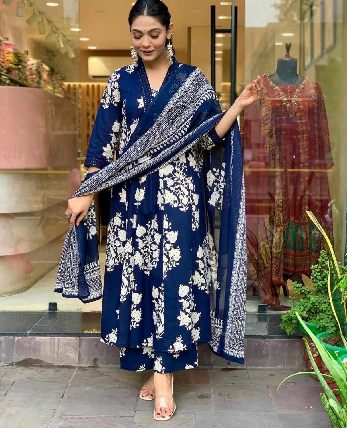 Image of SDK Fashion Printed Kurta, Trouser /Pant & Dupatta Set