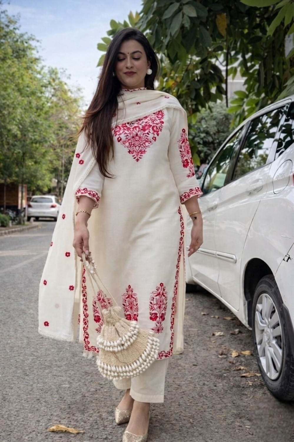 Image of PILUDI Embroidered Kurta, Trouser /Pant & Dupatta Set
