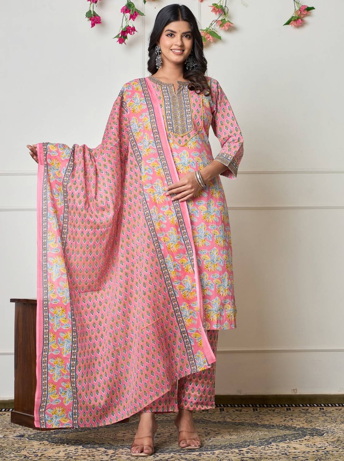 AADIT INTERNATIONAL Printed Kurta, Trouser/Pant & Dupatta Set