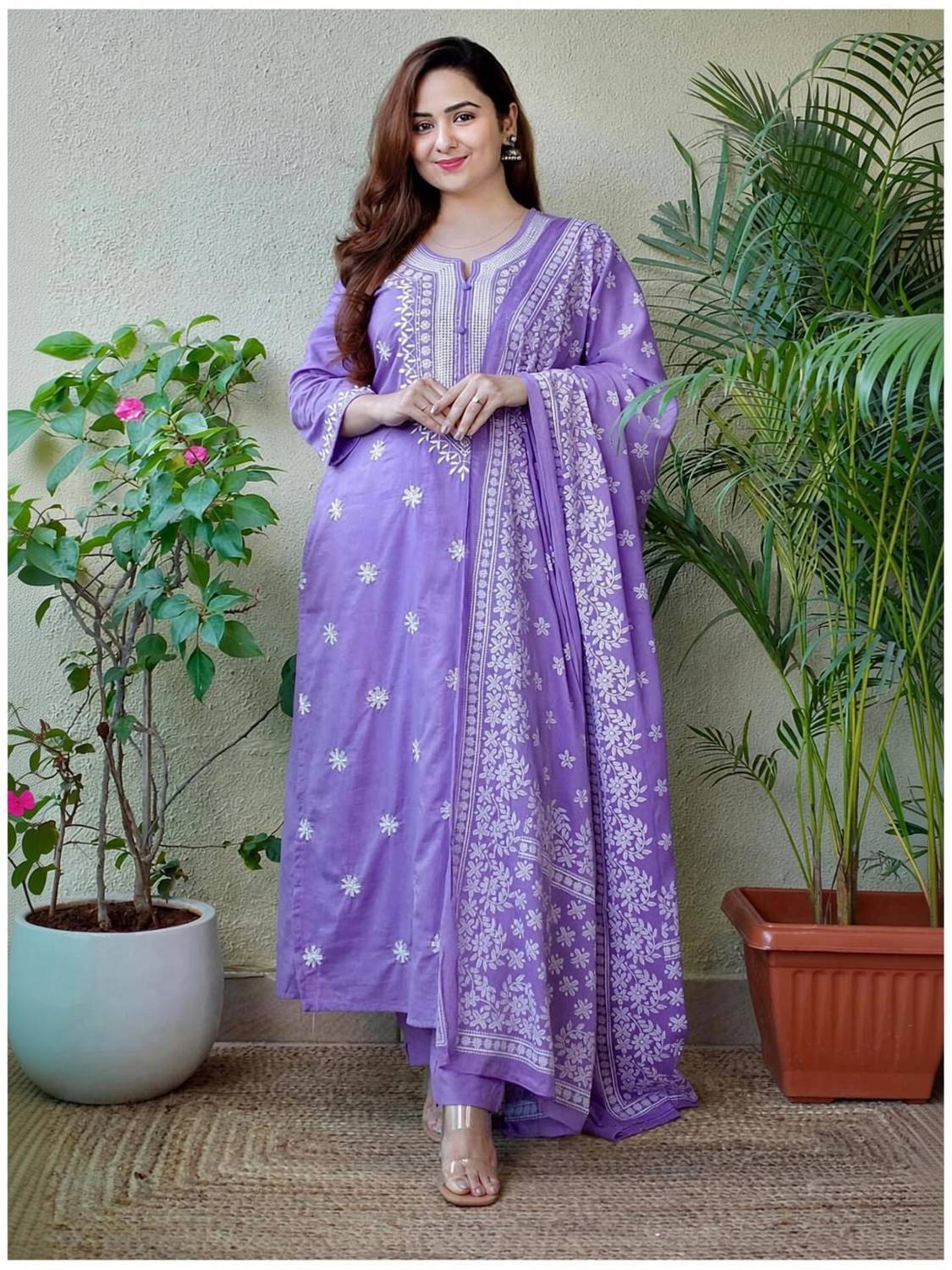AparnaApparel Embroidered Kurta, Trouser/Pant & Dupatta Set