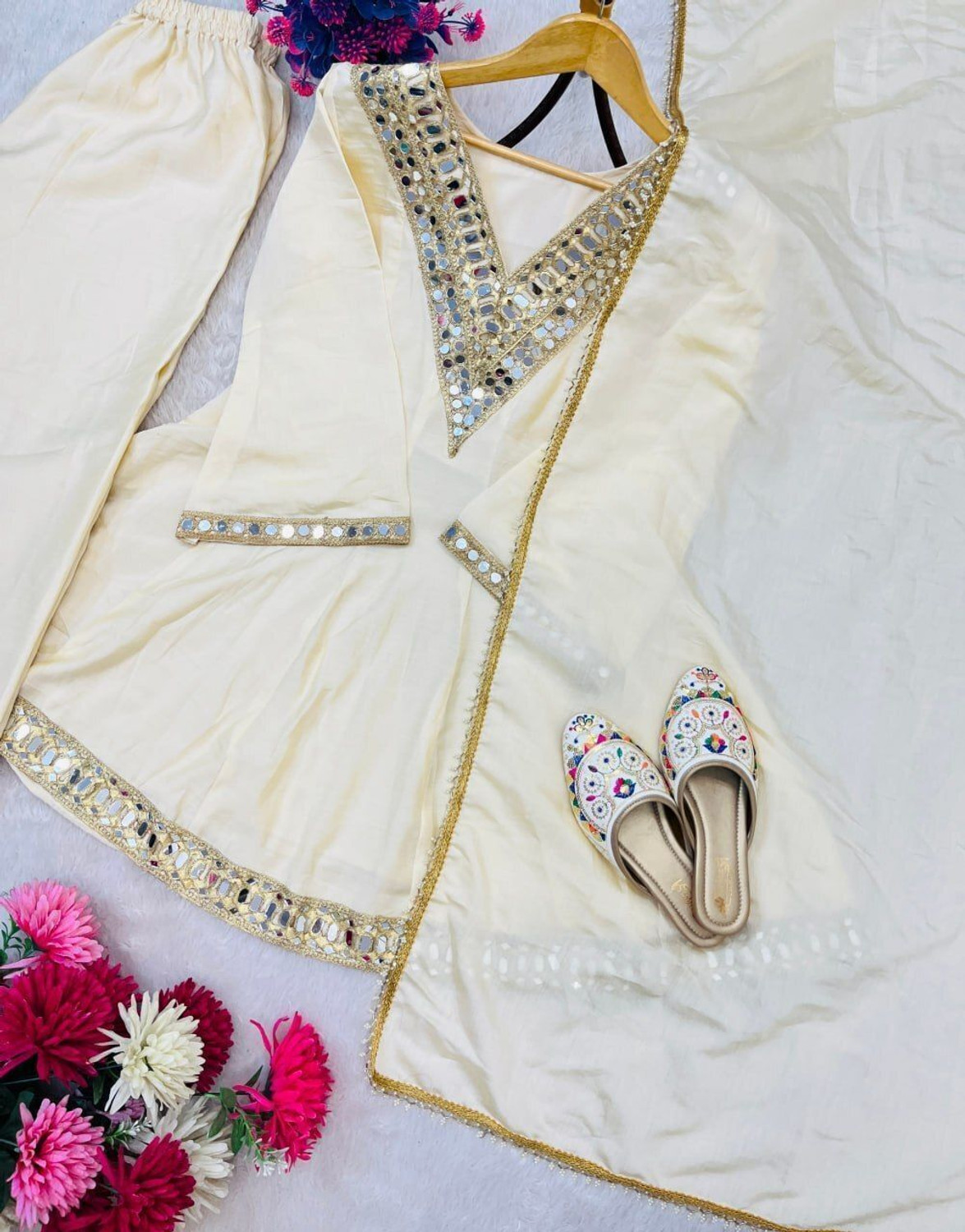 Image of SELLBOX Solid Kurta, Sharara & Dupatta Set