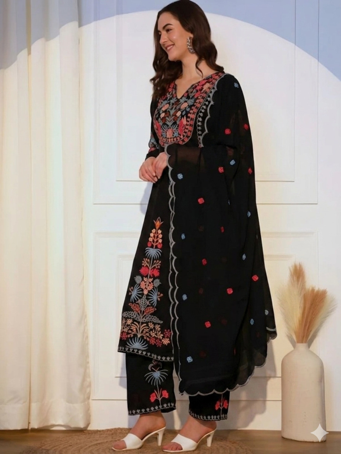 HOUSE OF COMMON Embroidered Kurta, Trouser/Pant & Dupatta Set