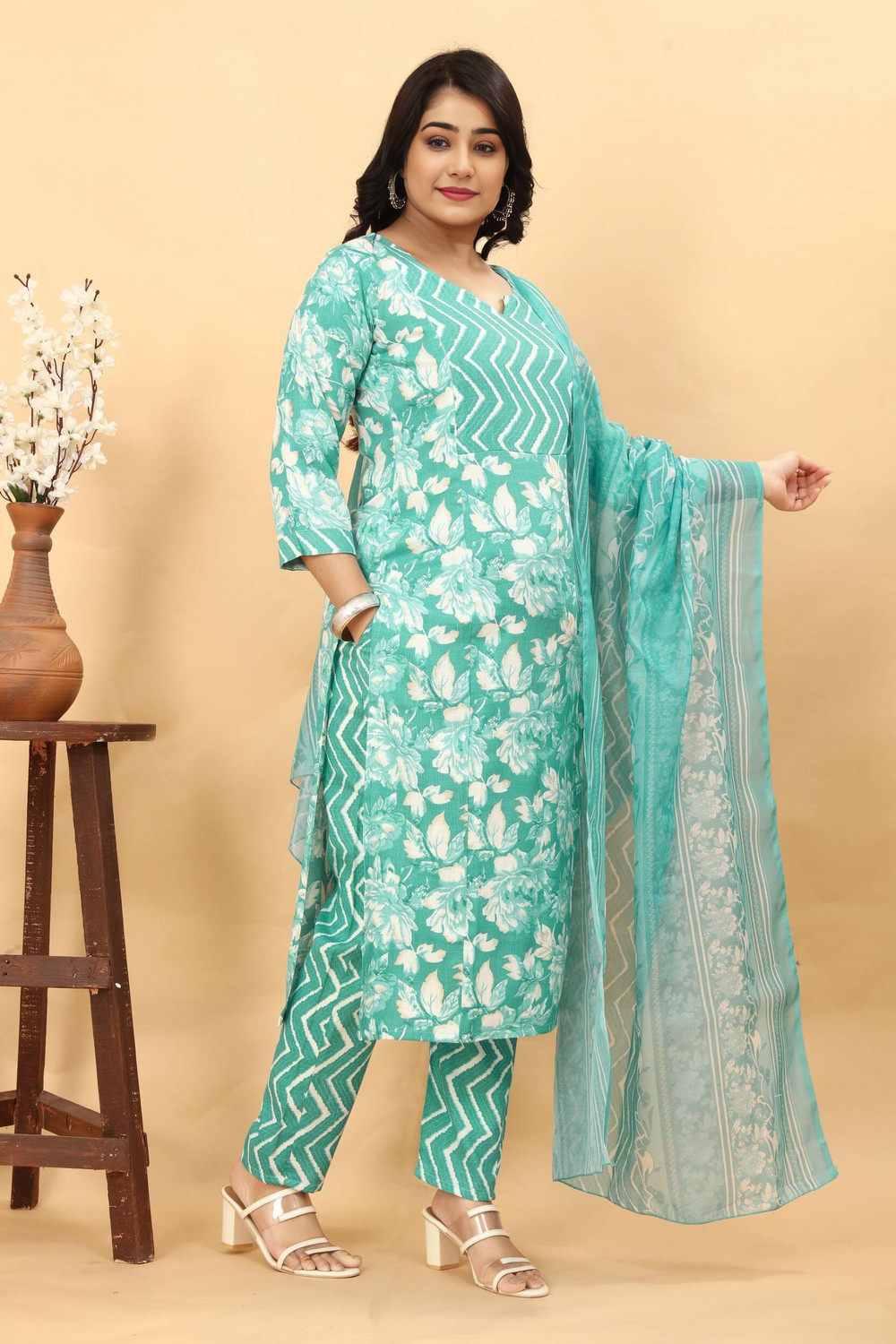 Image of Assume Fab Printed Kurta, Trouser /Pant & Dupatta Set