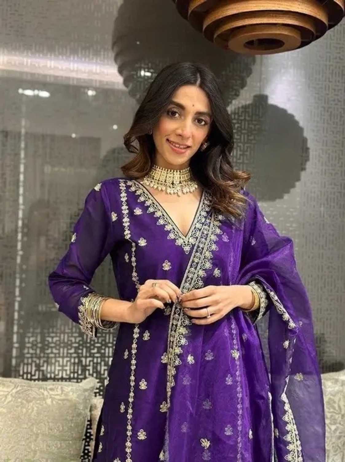Image of JAY ALAKHDHANI TRENDZ Embroidered Kurta, Trouser /Pant & Dupatta Set