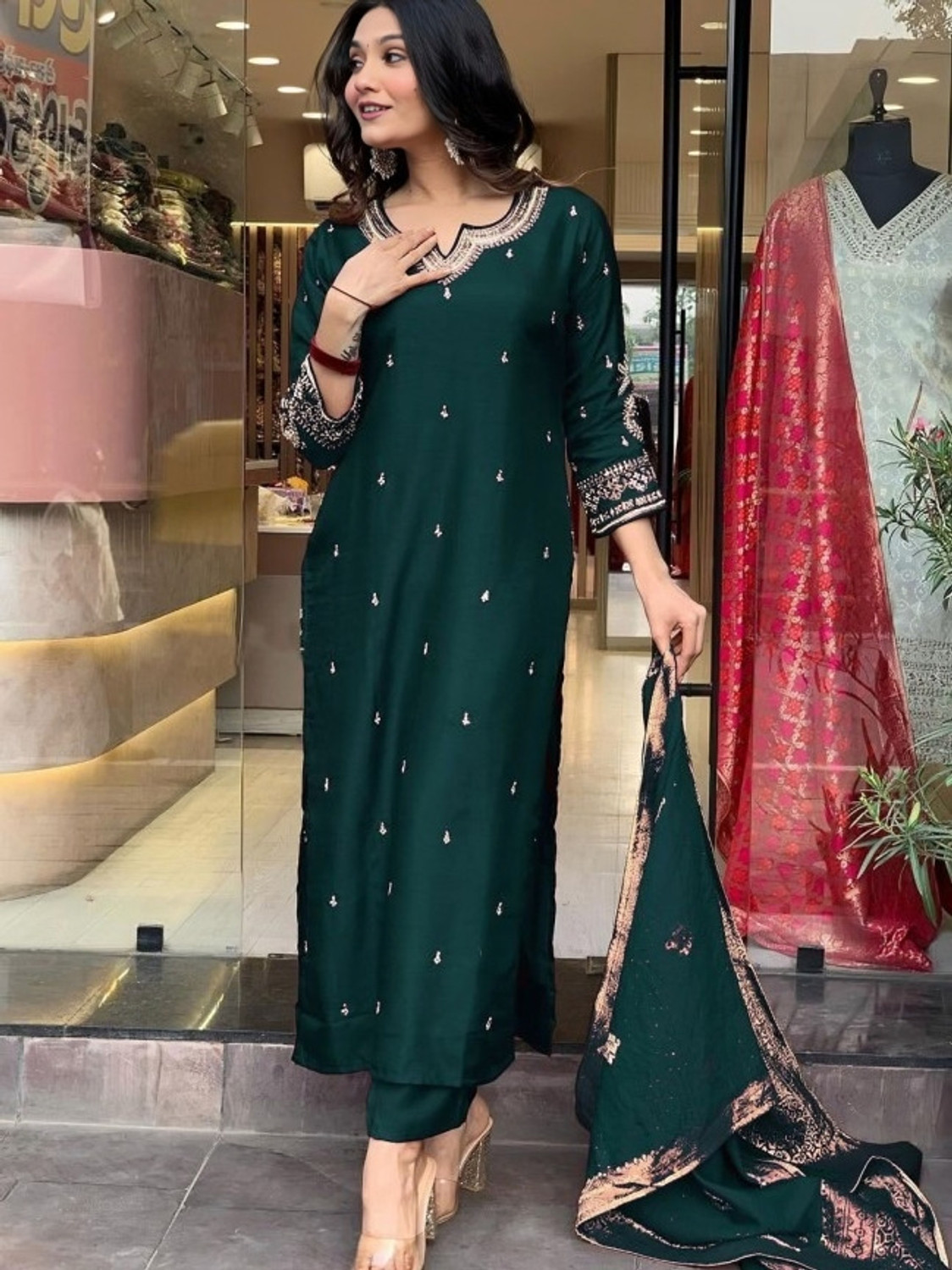 Image of Ervasa Women Kurta Pant Dupatta Set
