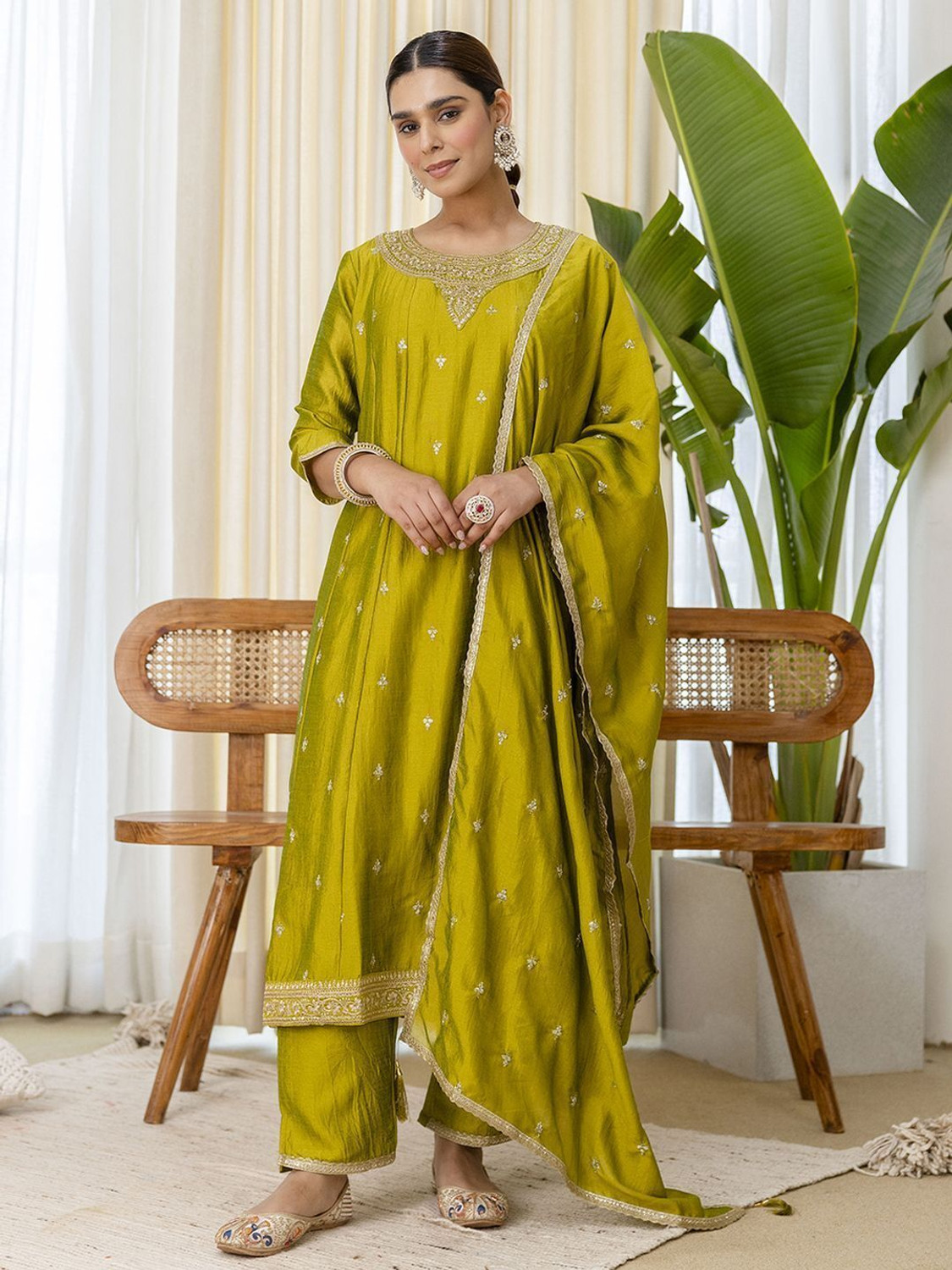 Image of VredeVogel Embroidered Kurta, Trouser /Pant & Dupatta Set