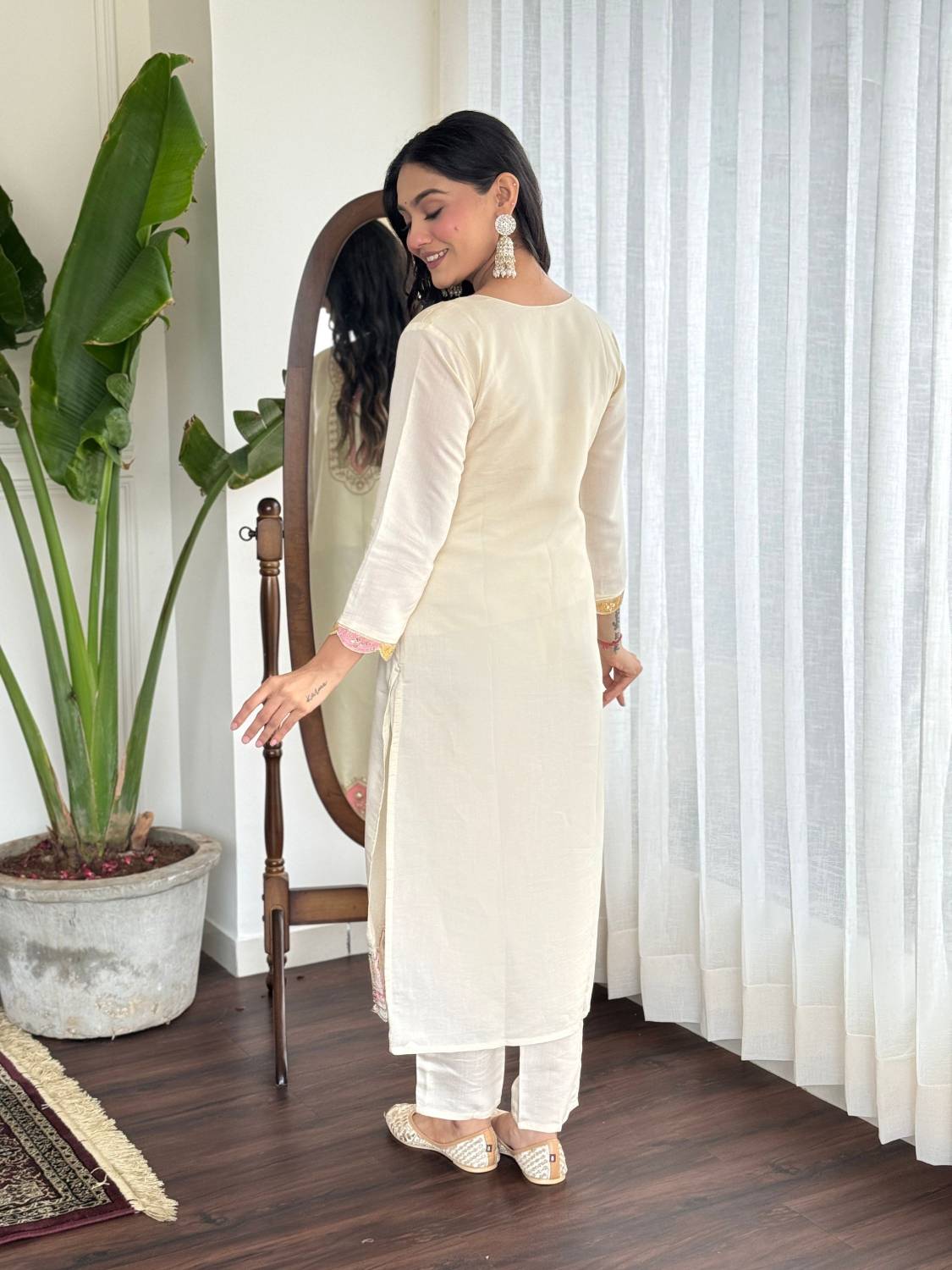 ANERITEXARC Embroidered Kurta, Trouser & Dupatta Set - Image 2