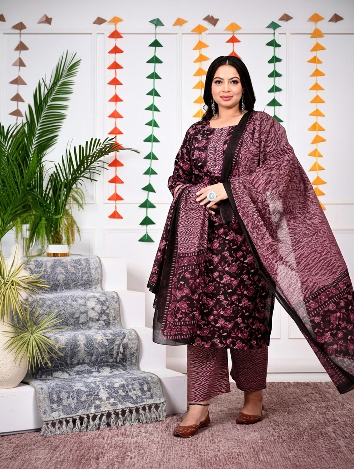 Image of Swasti Floral Print Kurta, Trouser /Pant & Dupatta Set