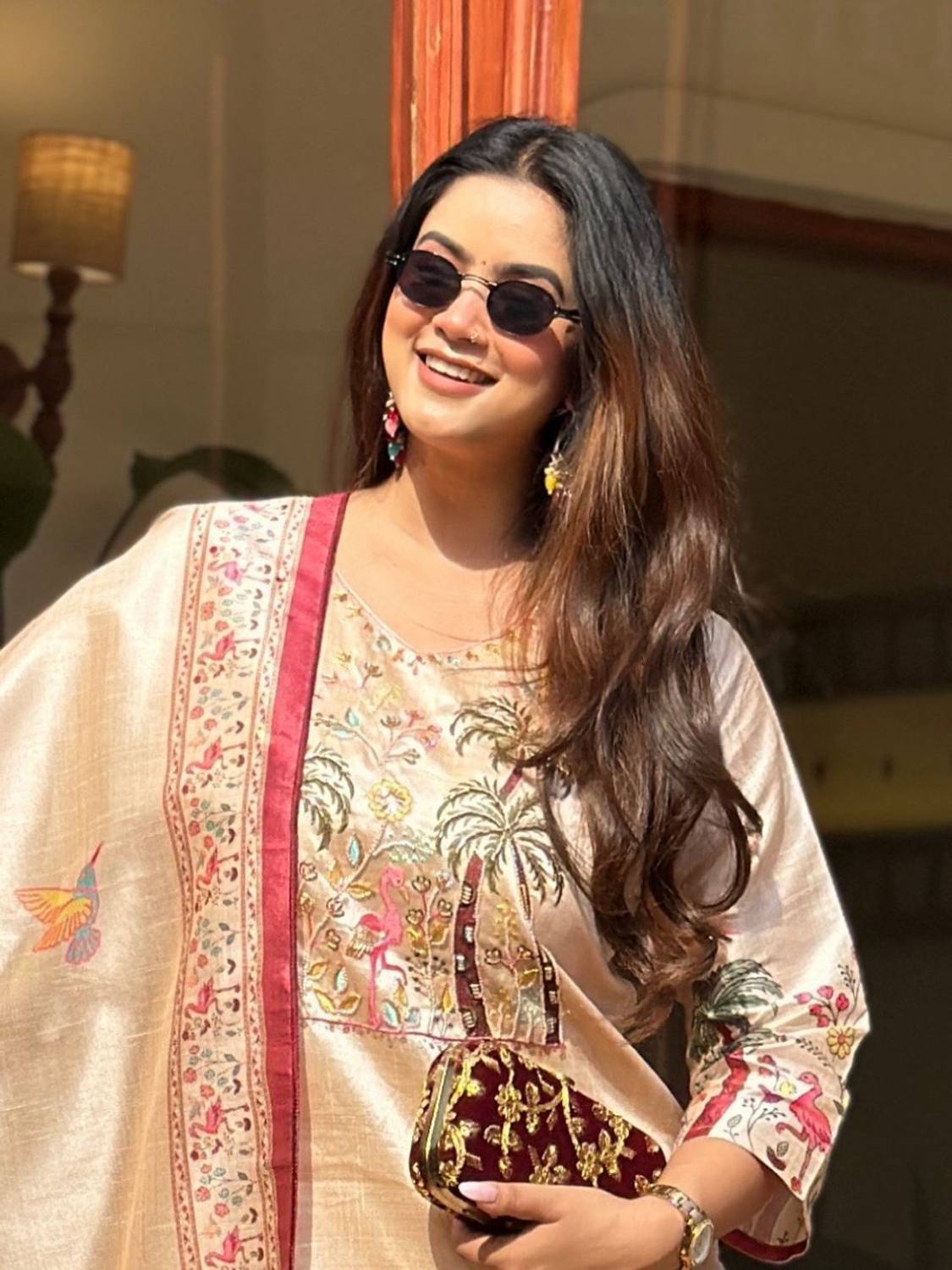 VredeVogel Embroidered Kurta Set - Image 2