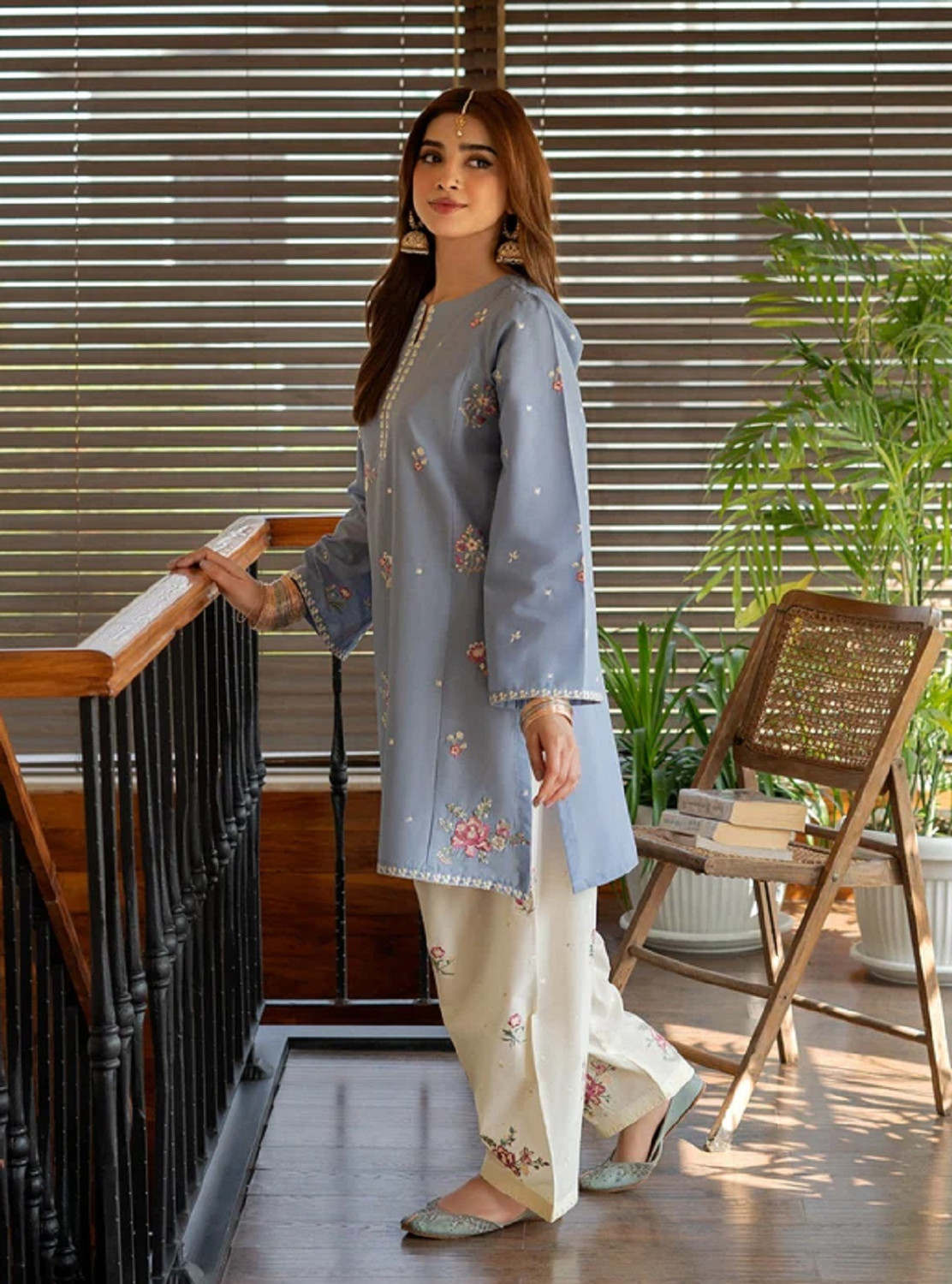 Image of jihan Embroidered Kurta, Salwar & Dupatta Set