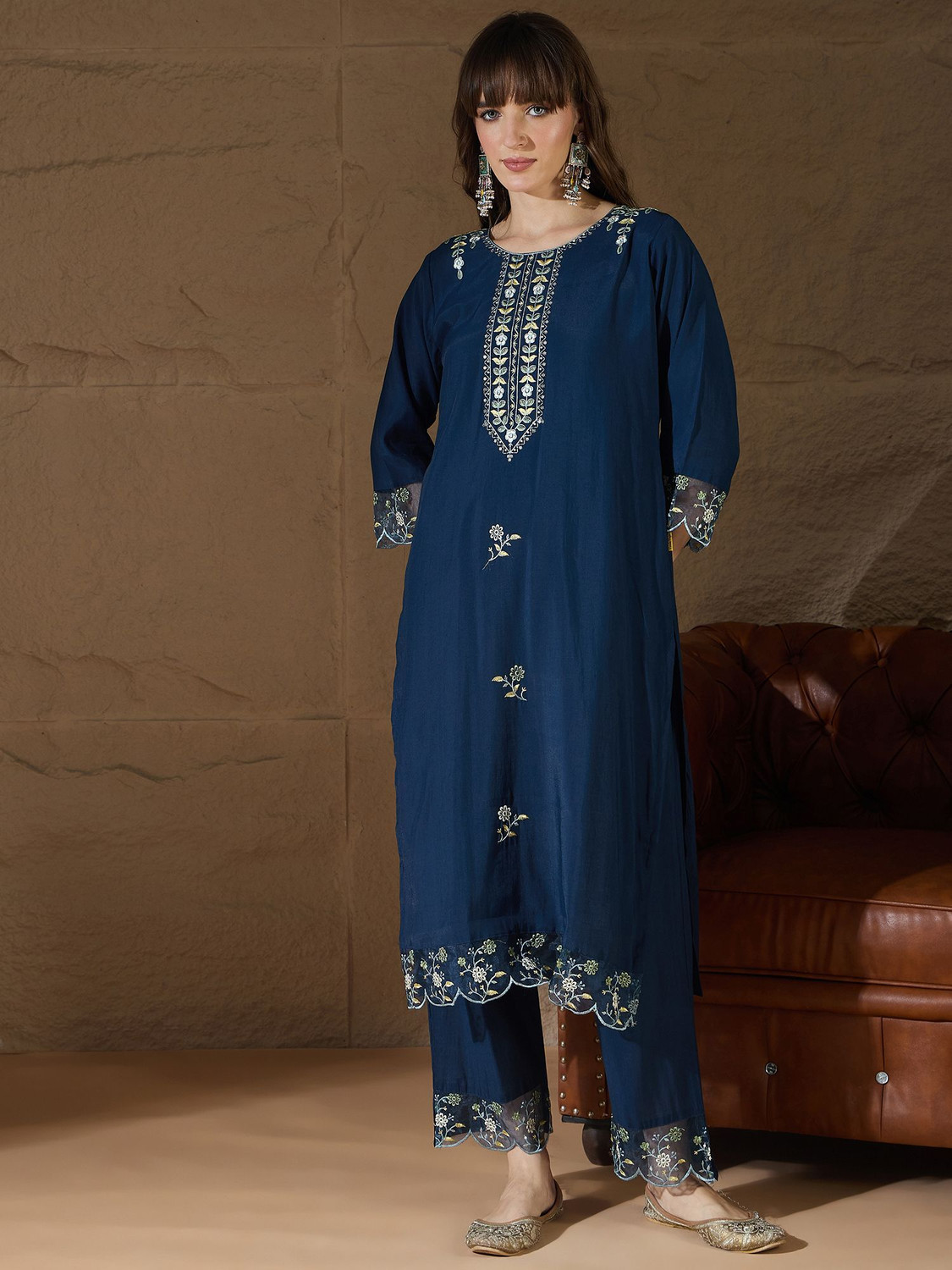 Image of VredeVogel Embroidered Kurta, Trouser /Pant & Dupatta Set