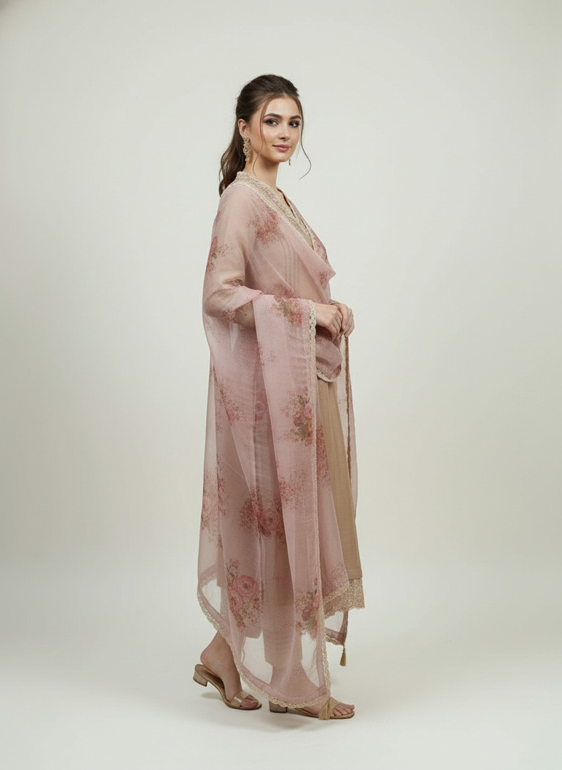 Image of Dayaachi Embroidered Kurta, Trouser /Pant & Dupatta Set