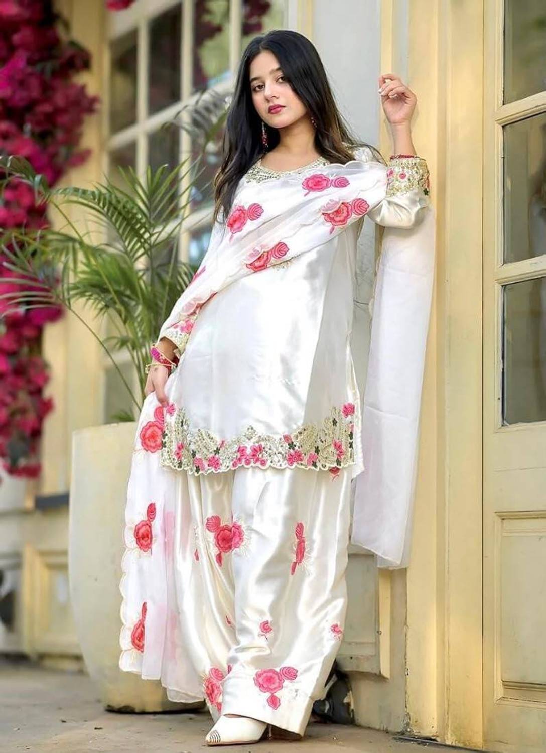 LIBRISH Embroidered Kurta, Trouser & Dupatta Set - Image 2
