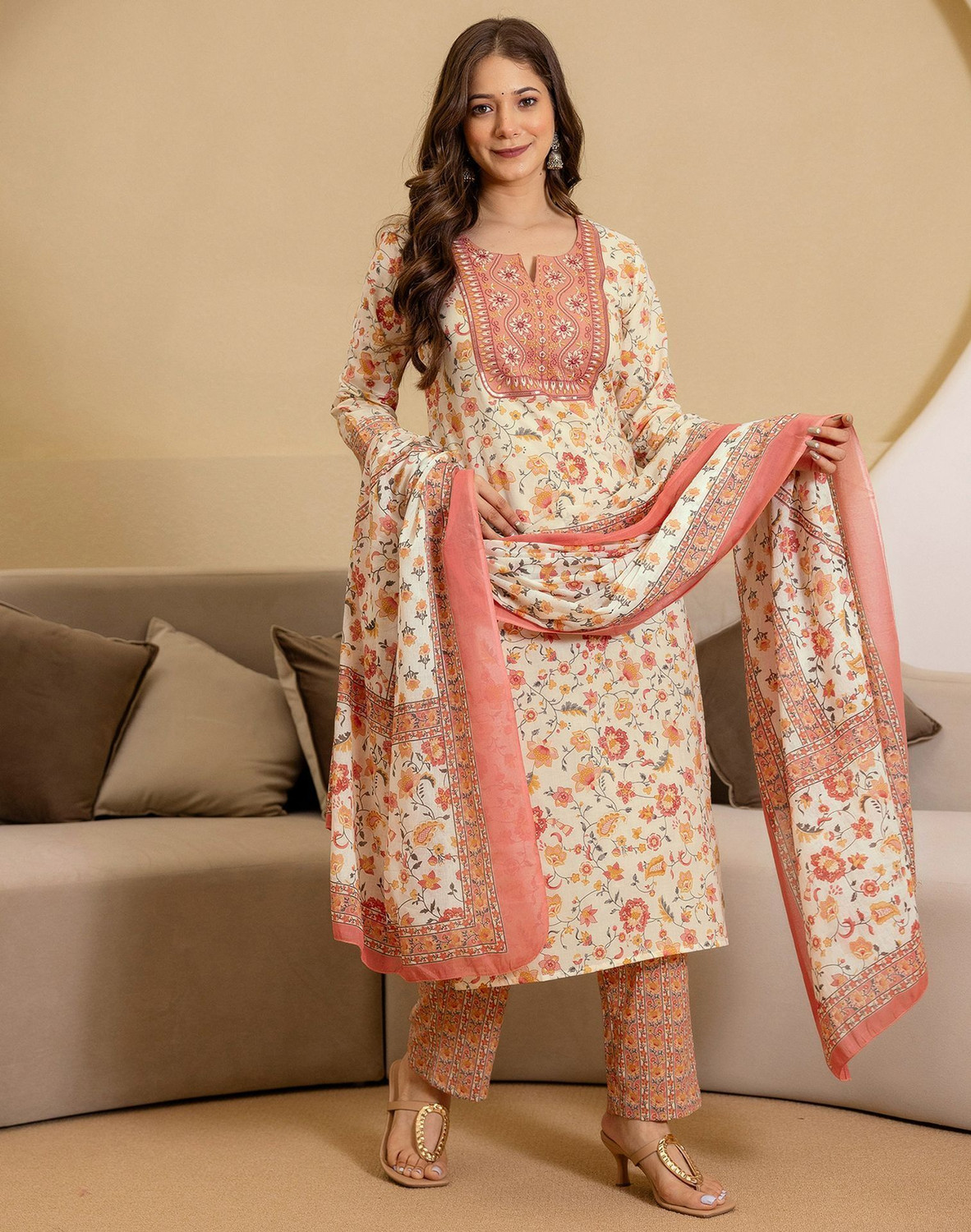 Image of Skylee Floral Print Kurta, Salwar & Dupatta Set